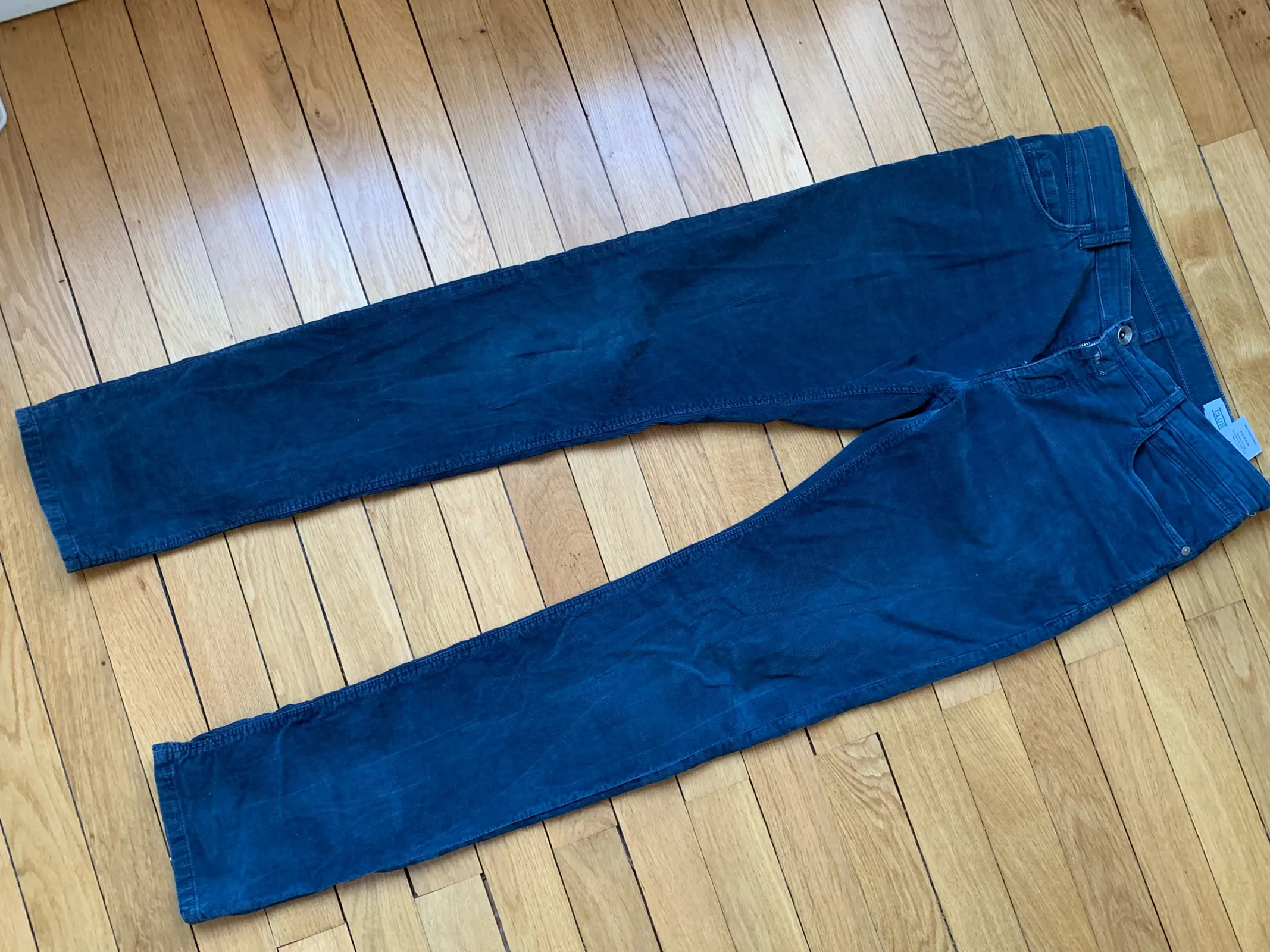 Unity Slim Corduroy