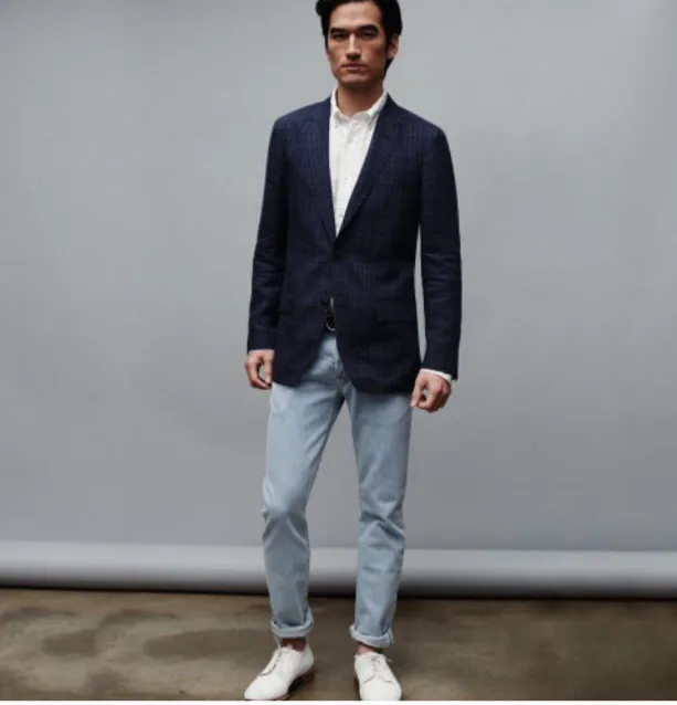 Club Monaco Barrett light wash jean
