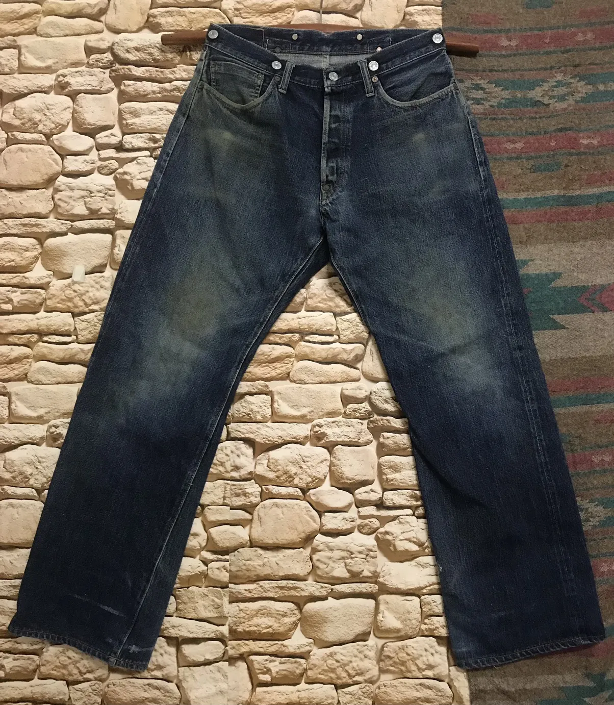 Denime Clothing Basic Distress Buckle Bell Jeans