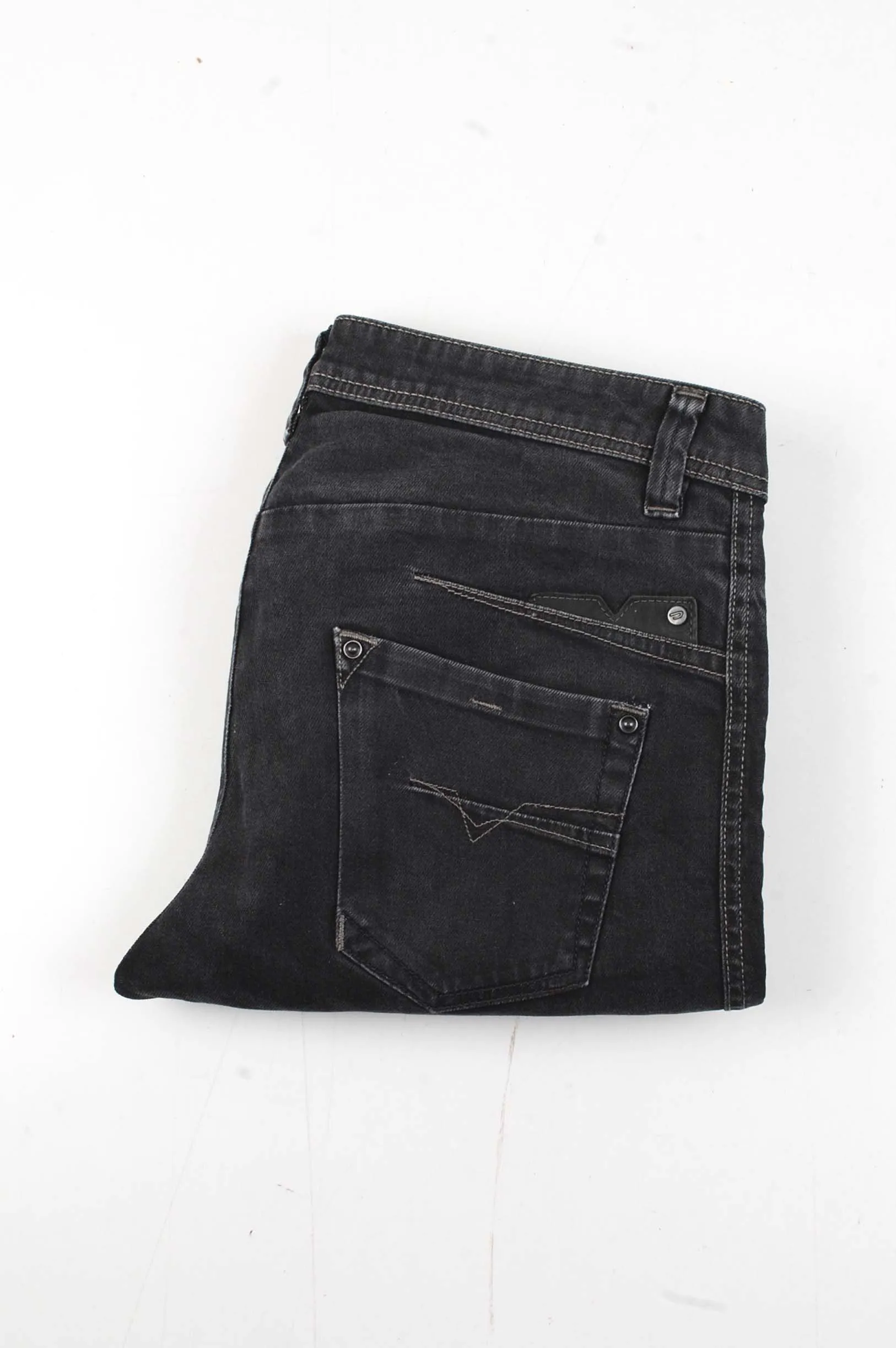 38112 Diesel Darron Regular Slim-Tapered Jeans size 30/30
