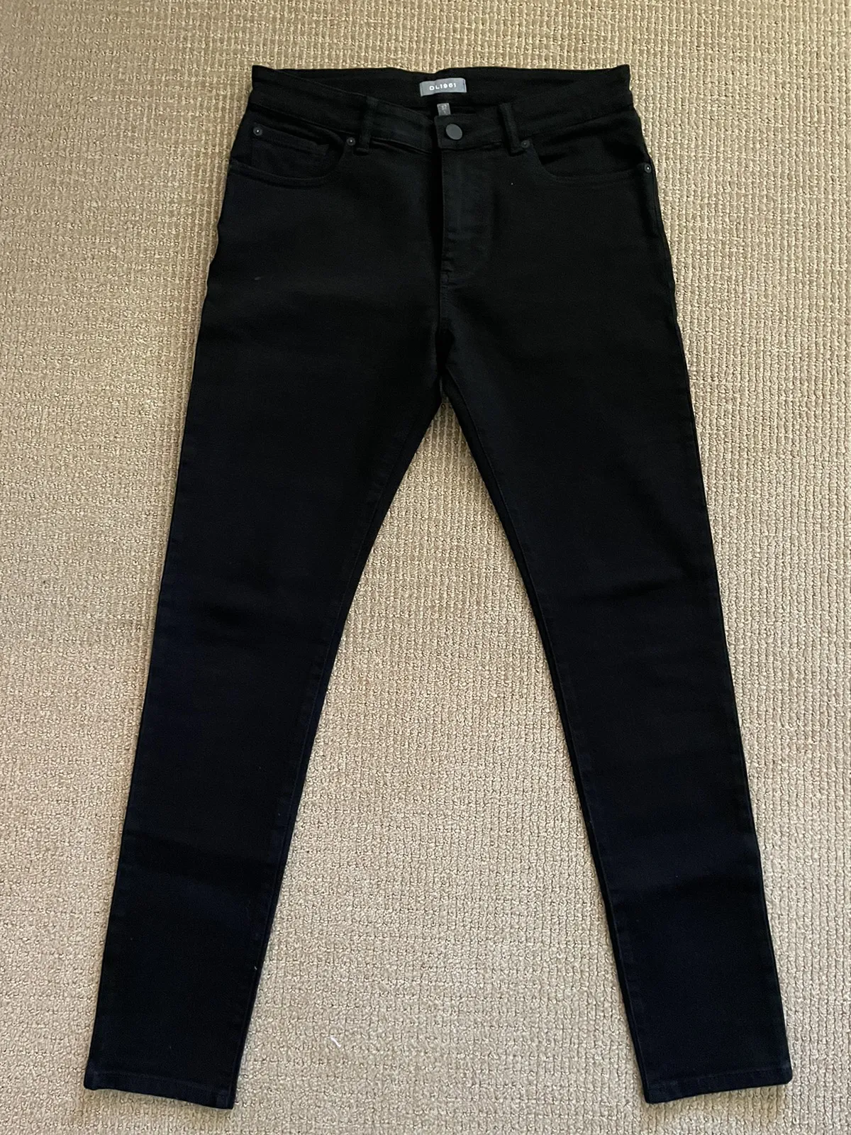 DL1961 — Hunter Fit — Matter Black