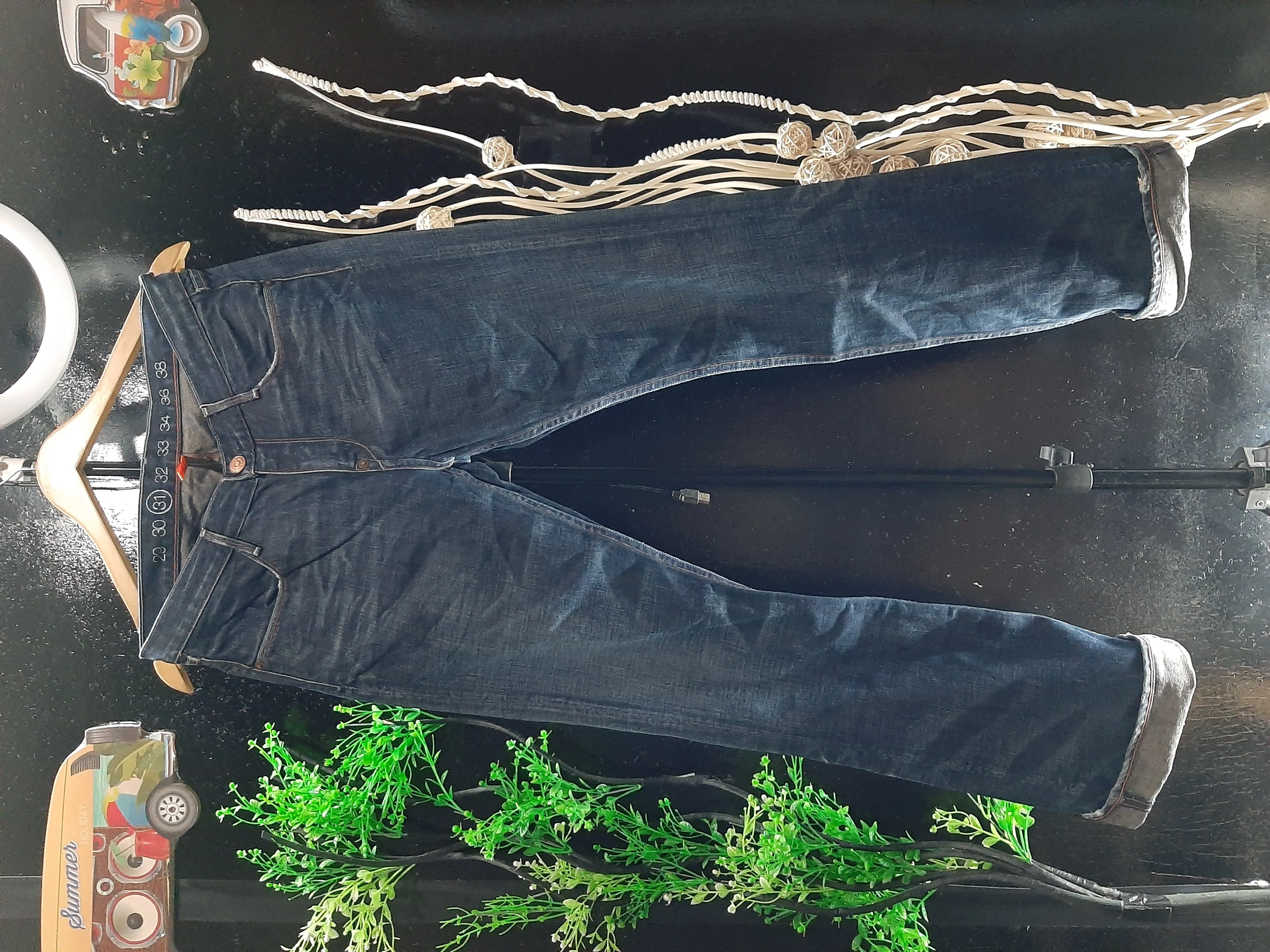 VINTAGE EARNEST SEWN DISTRESSED DENIM MADE IN USA 🇺🇸