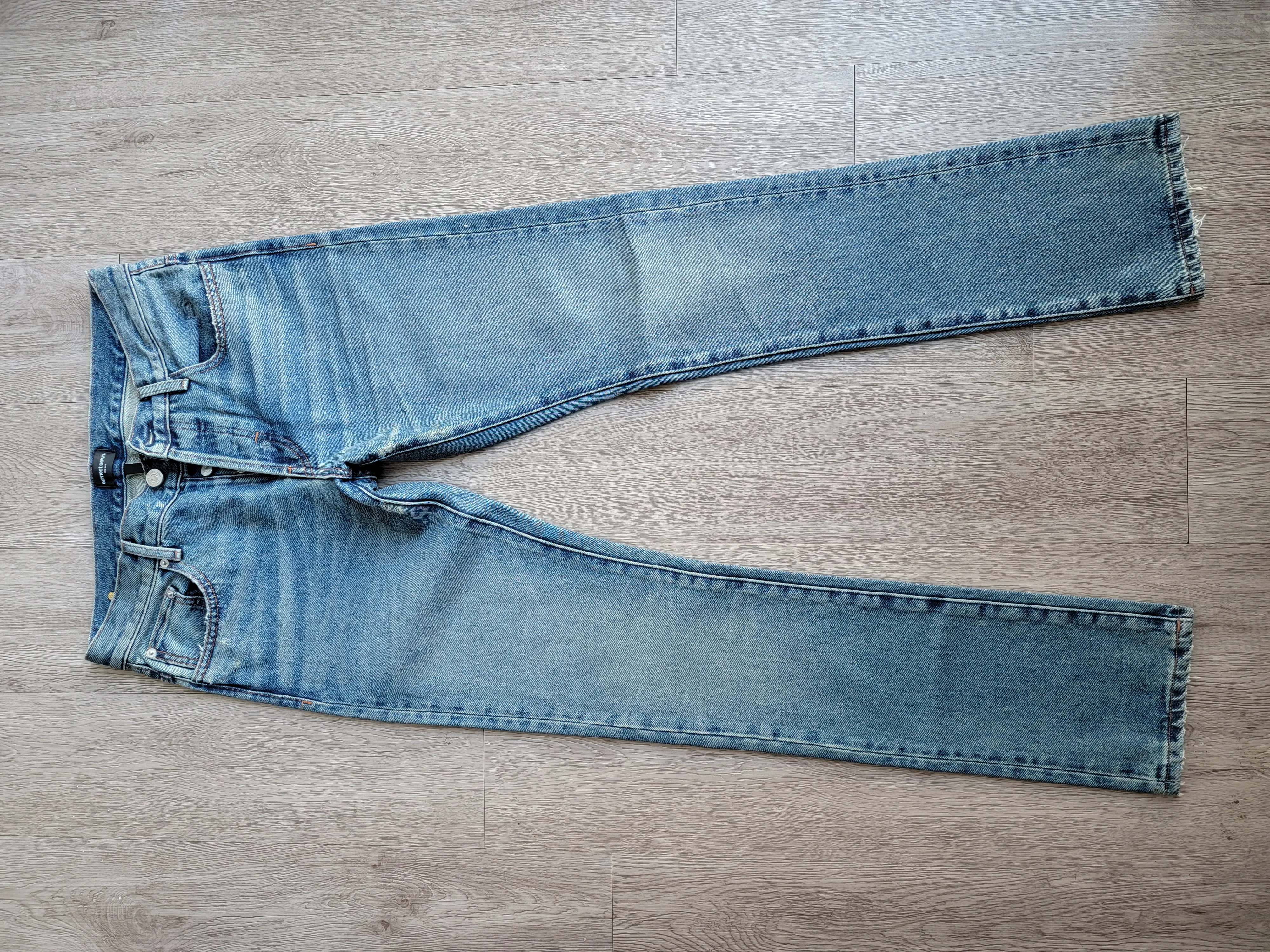EARNEST SEWN Bryant Slouchy Distressed Denim Jeans - Size 29