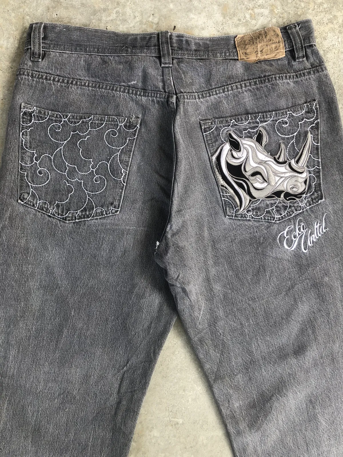 Japanese Ecko Baggy Jeans Embroidered Jeans Distressed Jeans