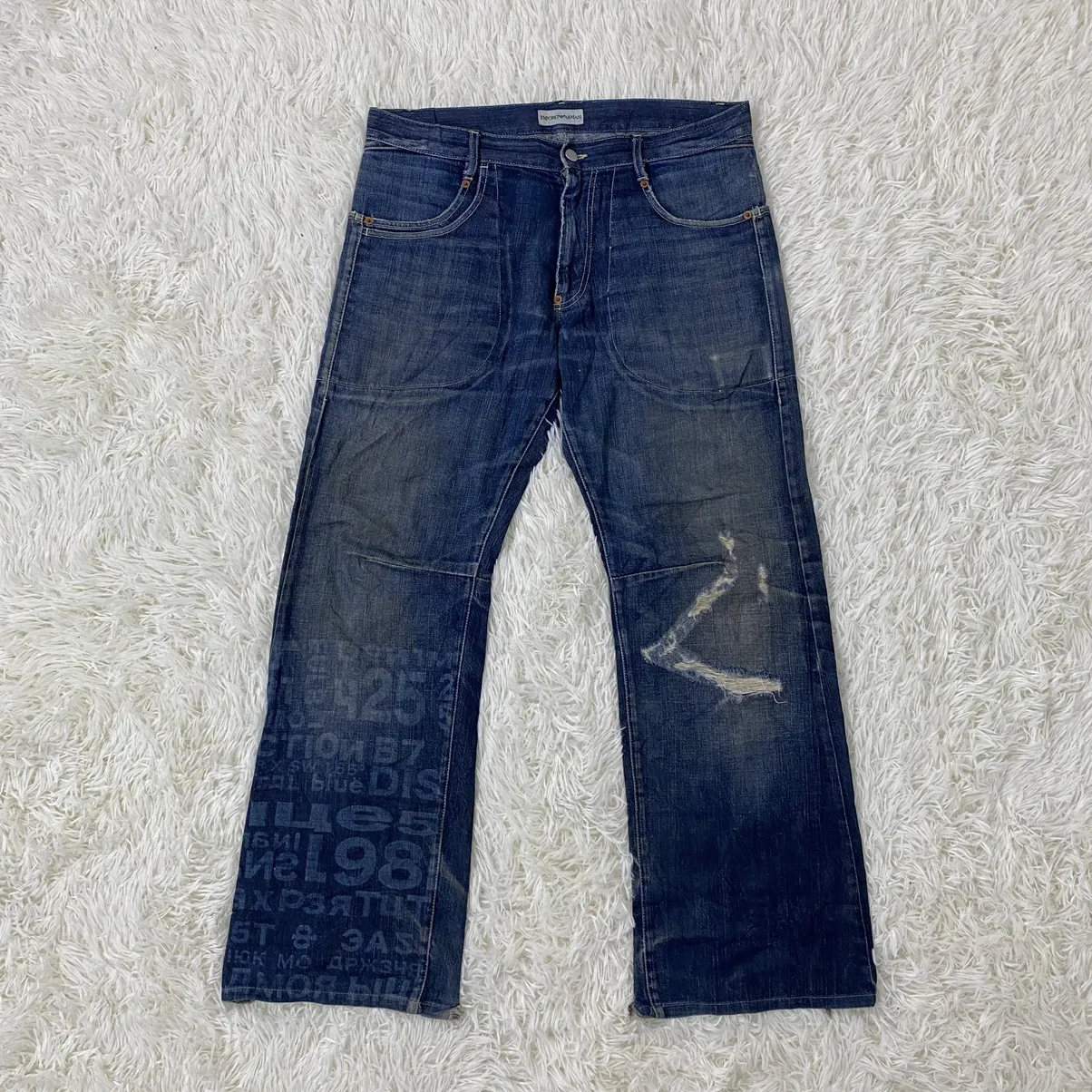 NICE DESIGN DISTRESSED EMPORIO ARMANI JEANS