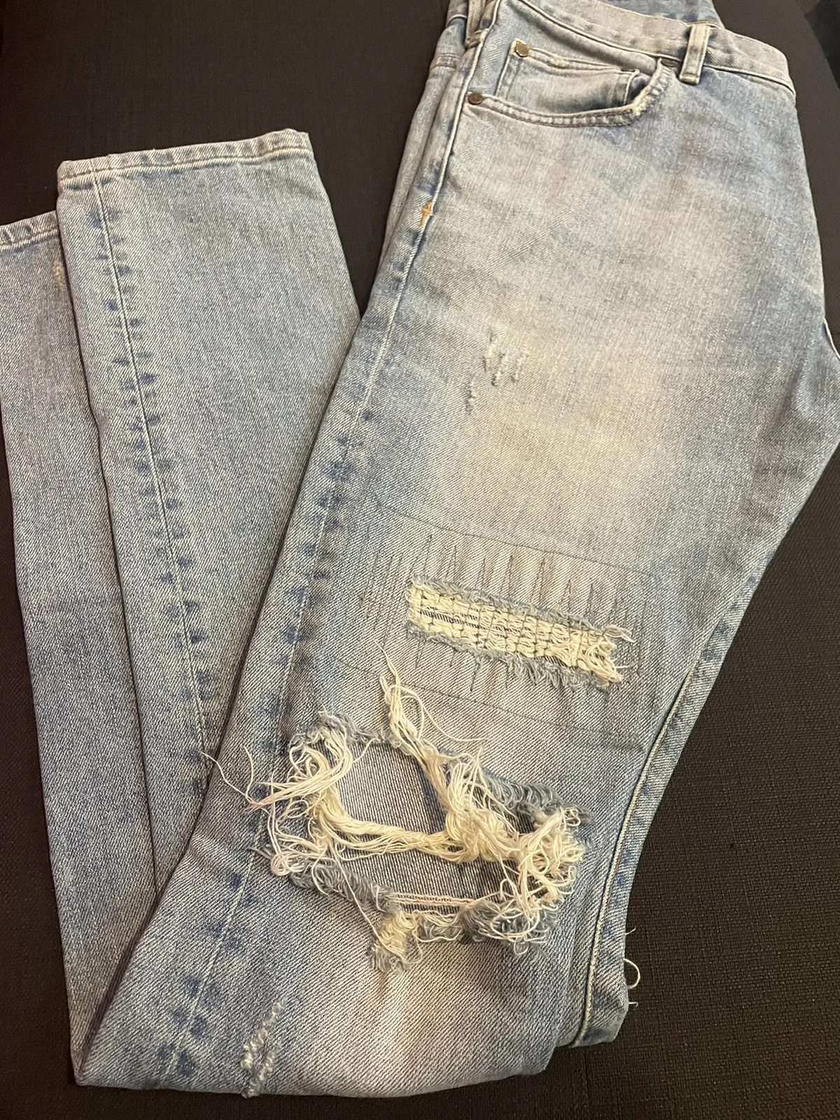 En noir cobain wash denim