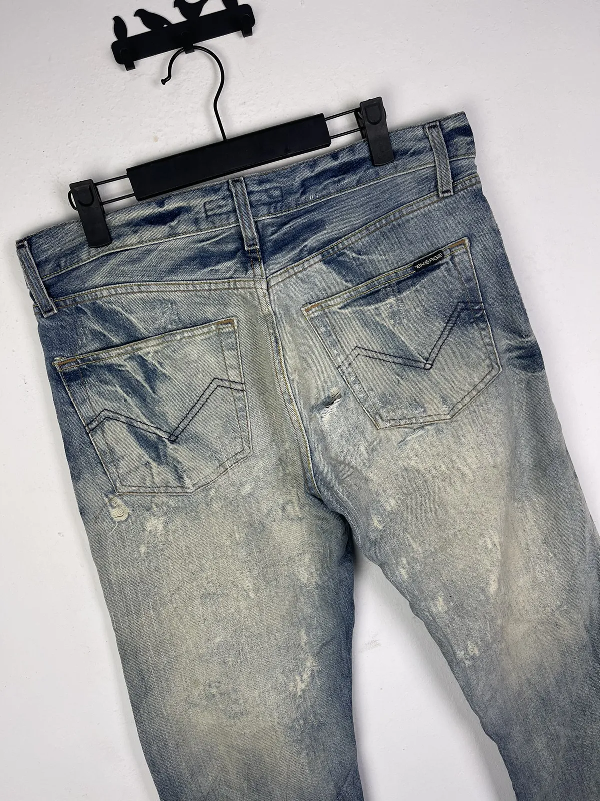 Steals 💥Energie Gold distressed denim