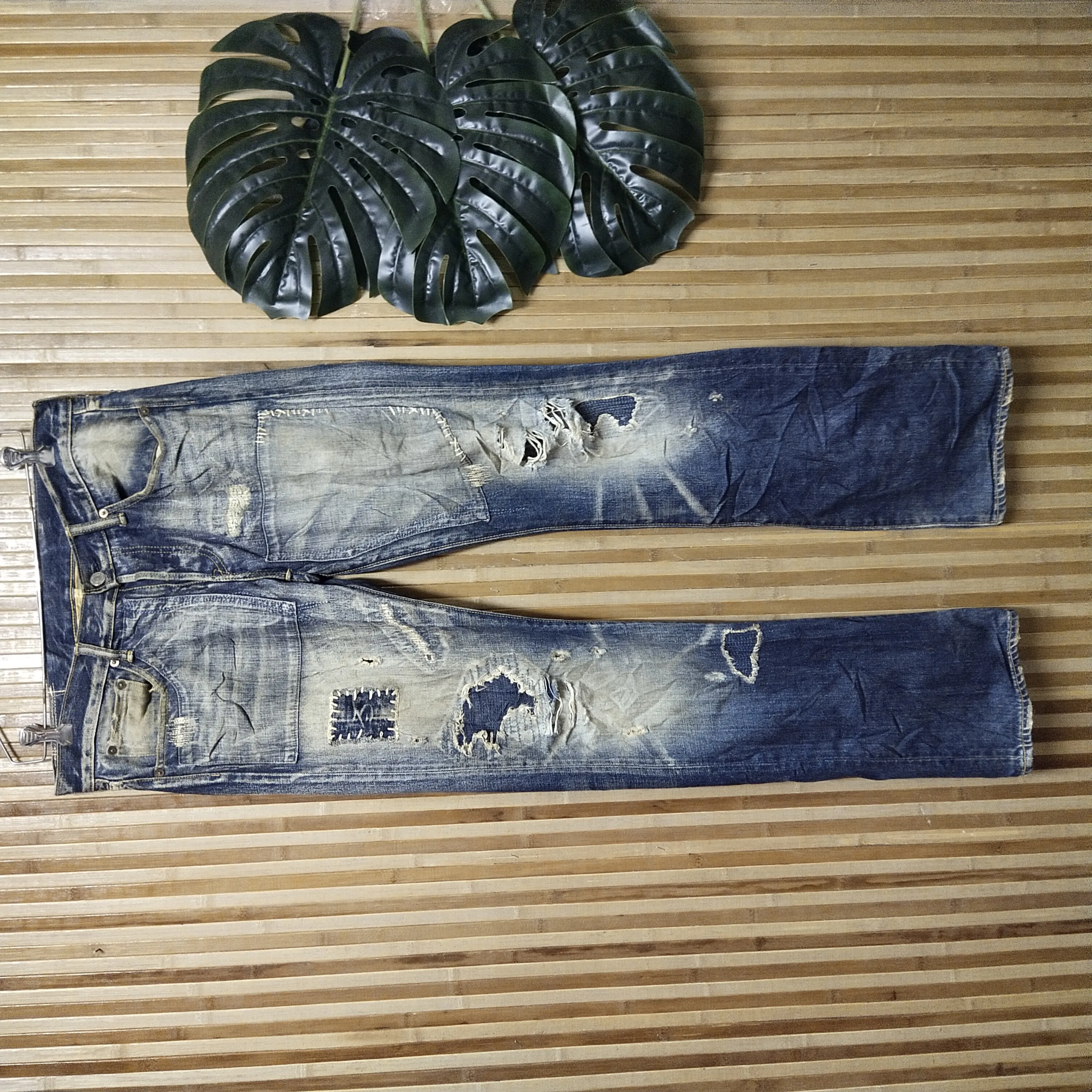 Eternal Jeans Distressed / Shashiko Stitches Kapital Style