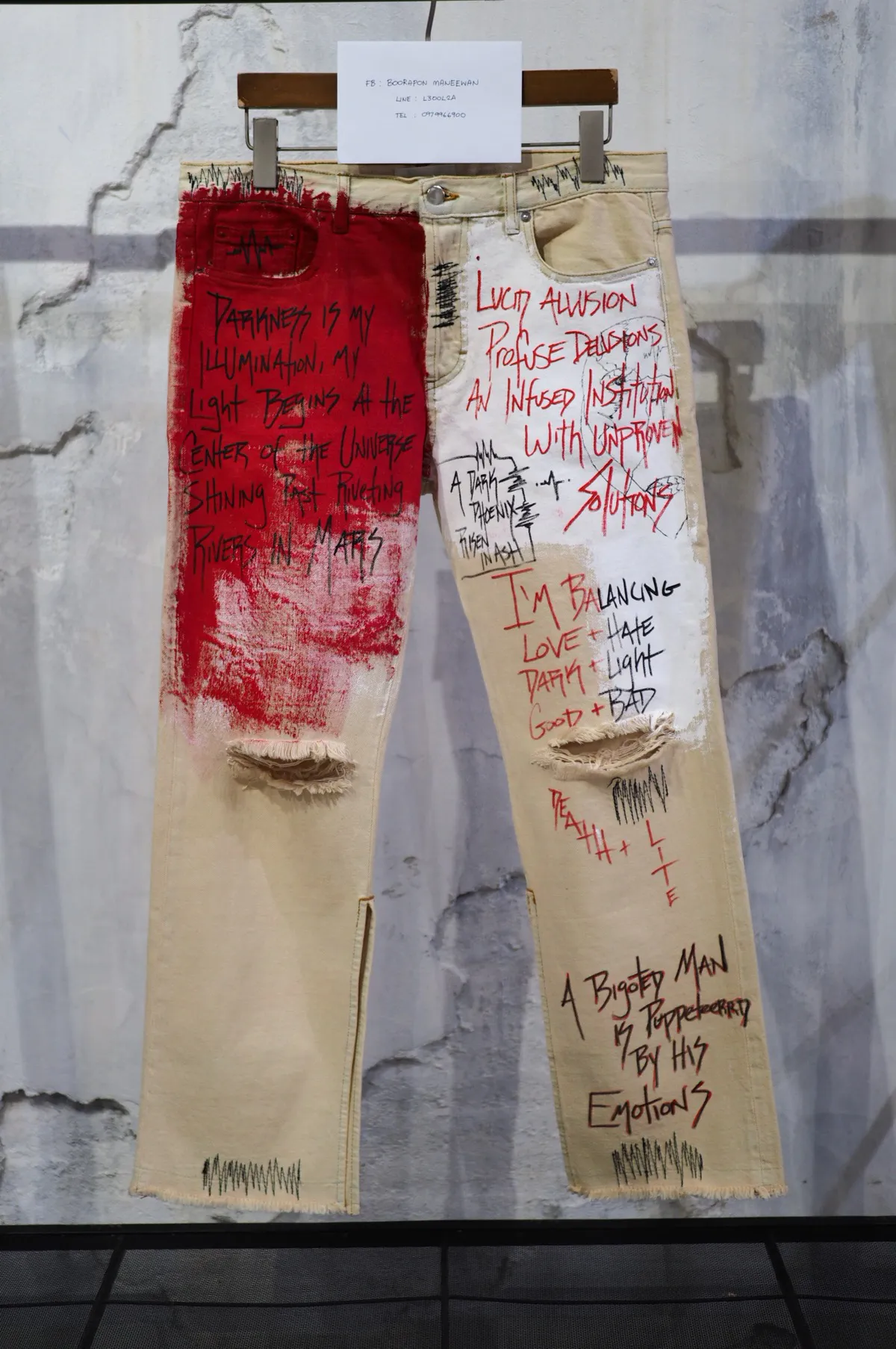 Off-white Tag Distressed Jeans