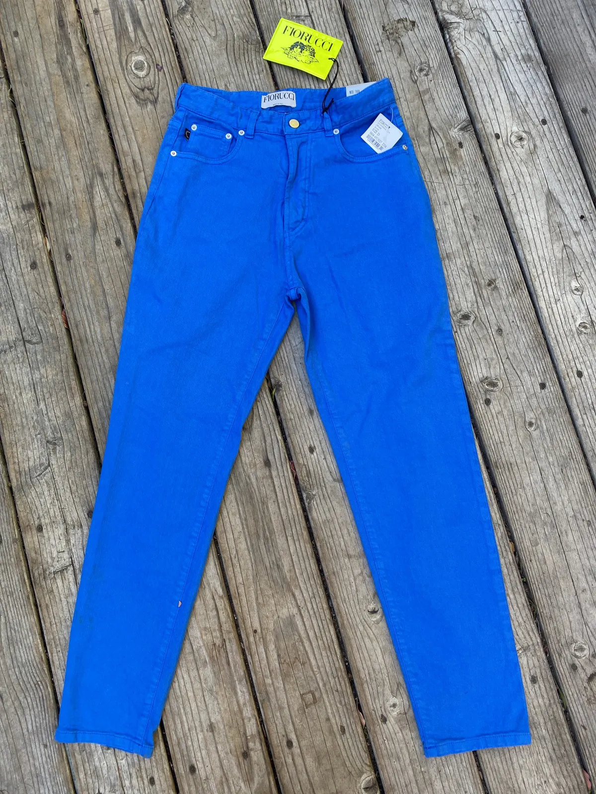 Mod. Tara des. Classic tapered