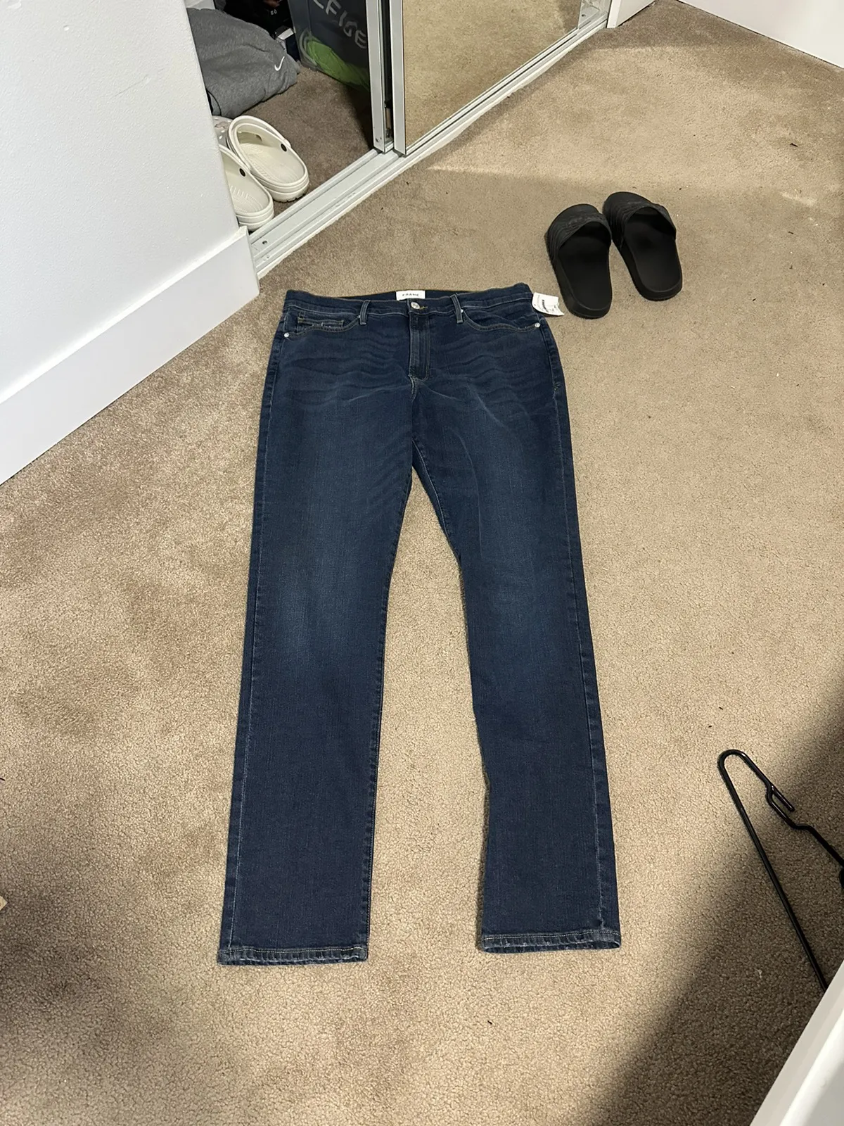 Frame L’Homme athletic jeans