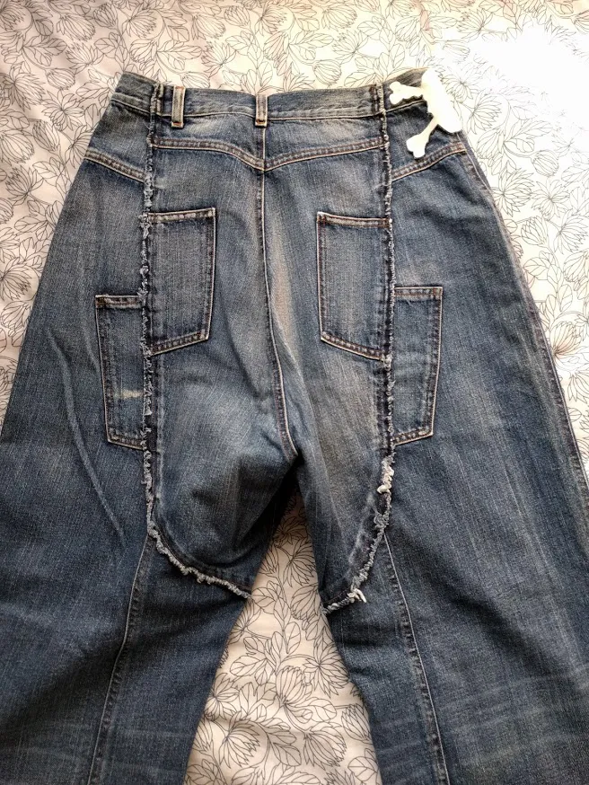 jeans