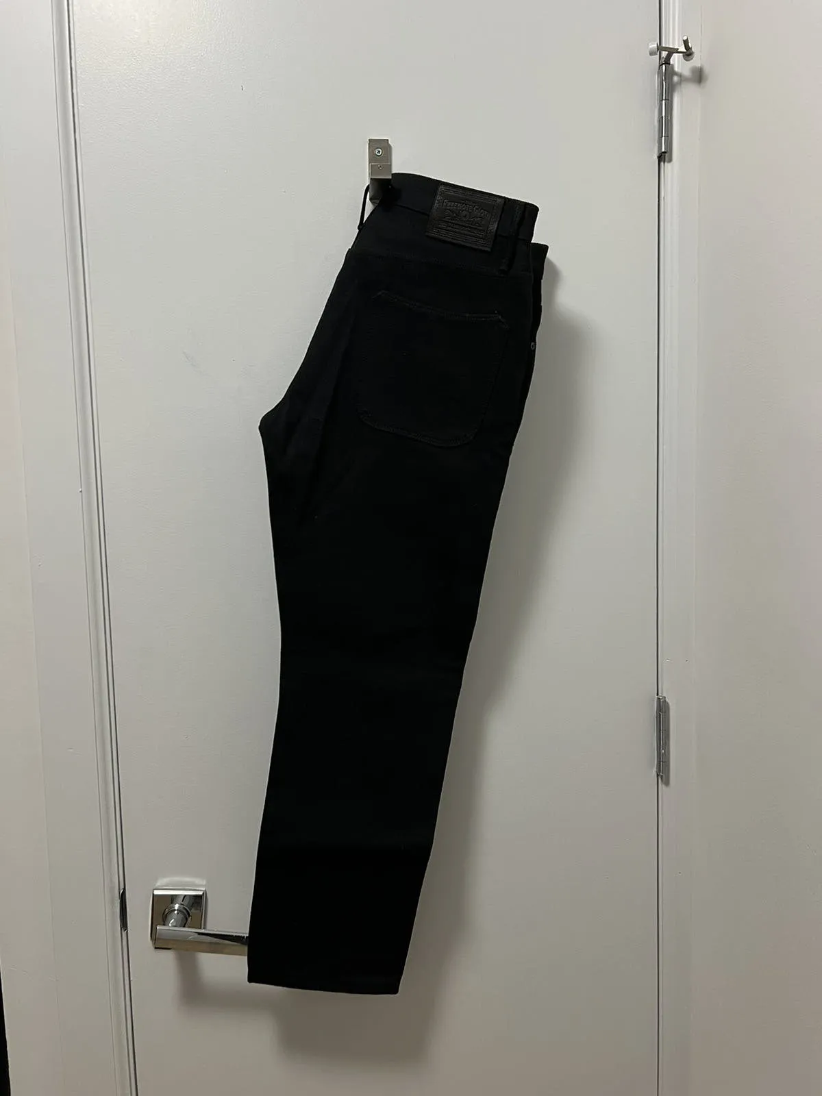 Freenote Cloth 17oz Avila Slim Black