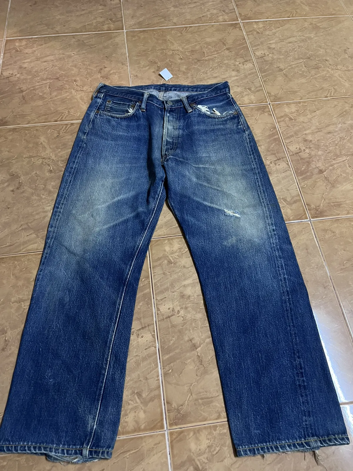 Full count selvedge jeans distressed