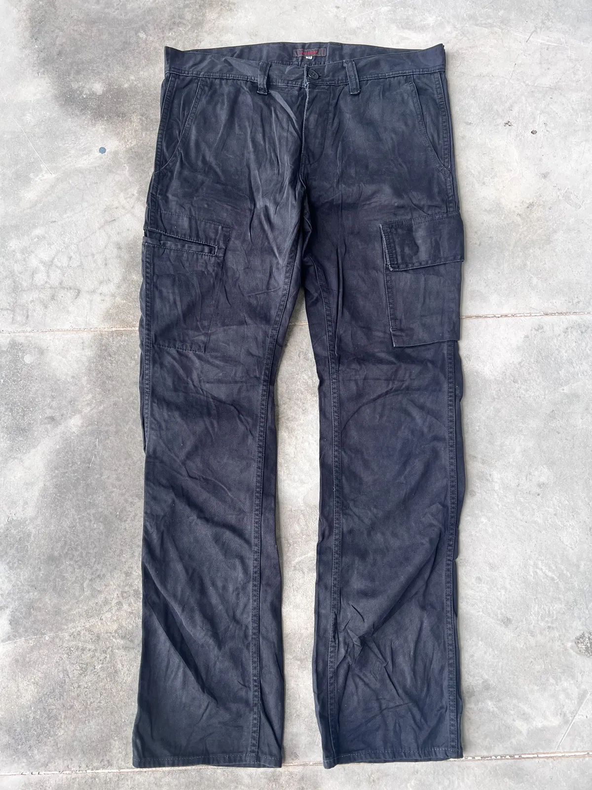 Full count cargo slim straight cut