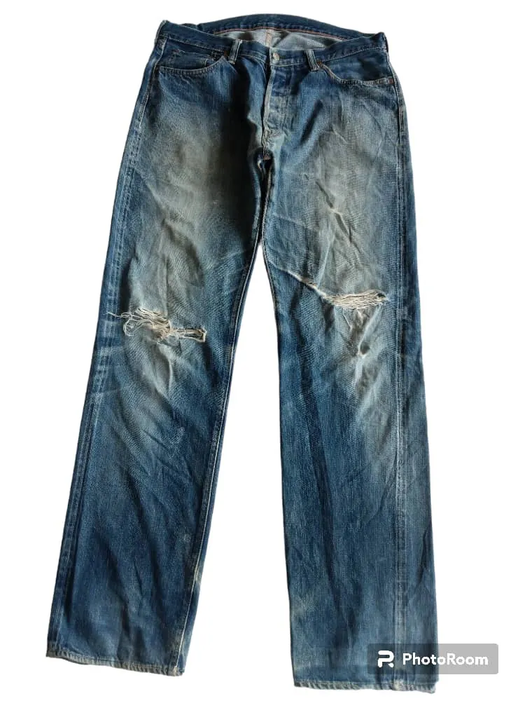 Full Count Selvedge distressed denim