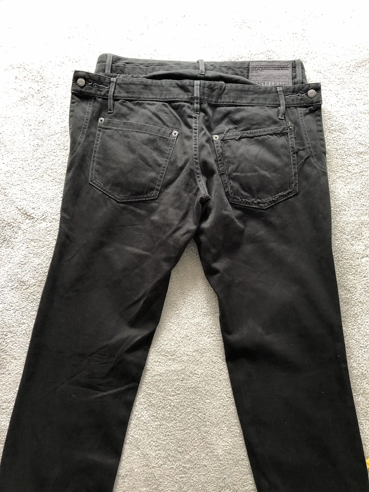 GALLIANO BLACK JEANS EU 34 (yeezy supreme Gucci Lv)