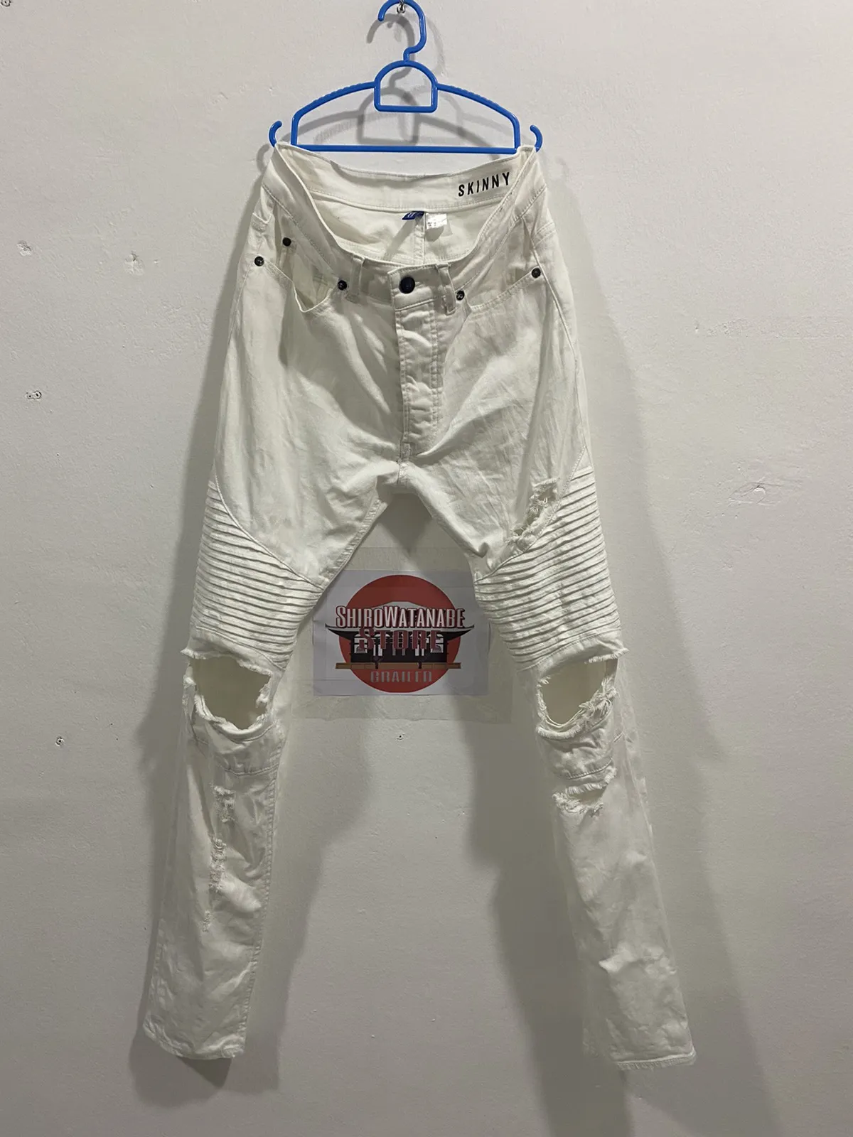 H&M Distressed Skinny White Jeans