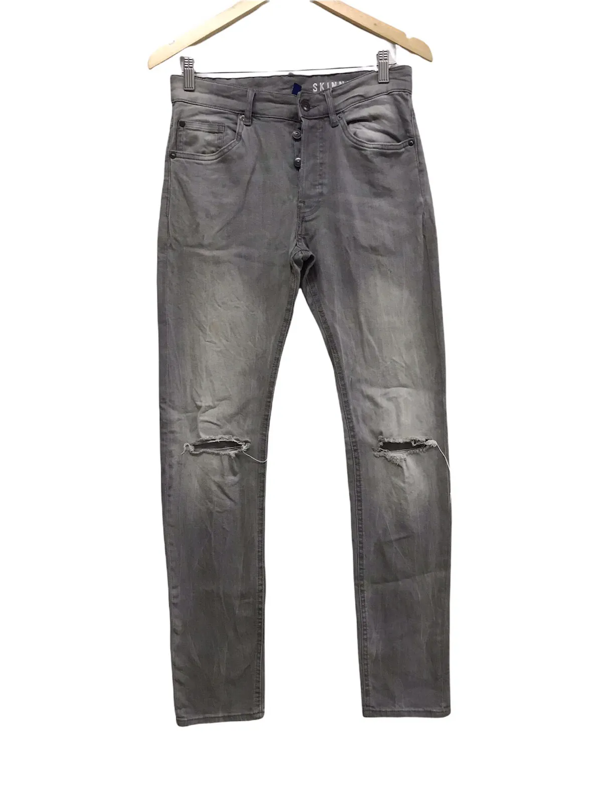Nice❗️H&M Distressed Skiny Jeans