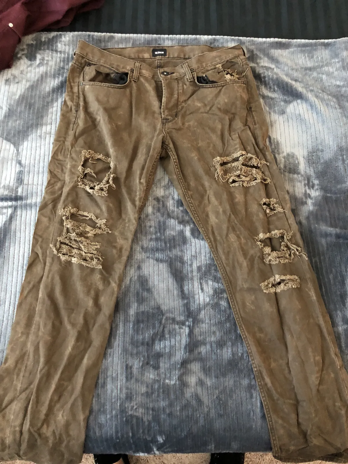 Distressed Jean