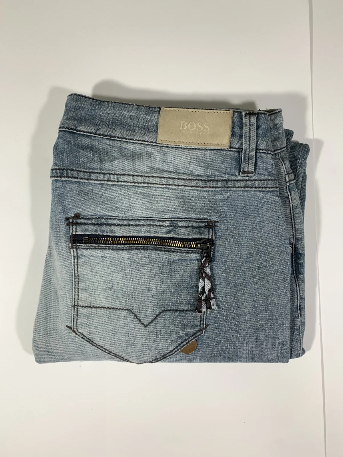 Hugo boss leather details jeans