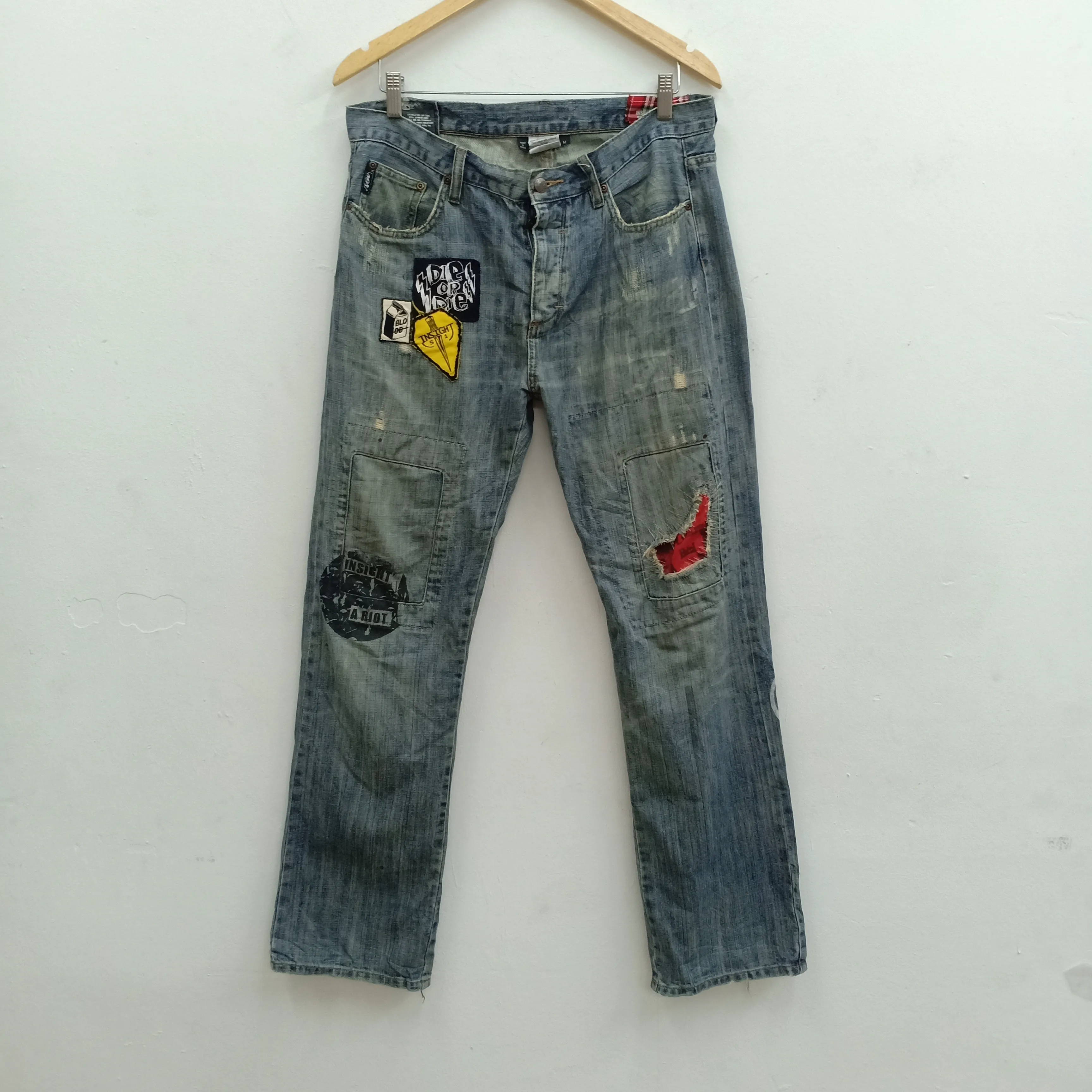 INSIGHT FIFTY ONE Patched Punk Slim Jean
