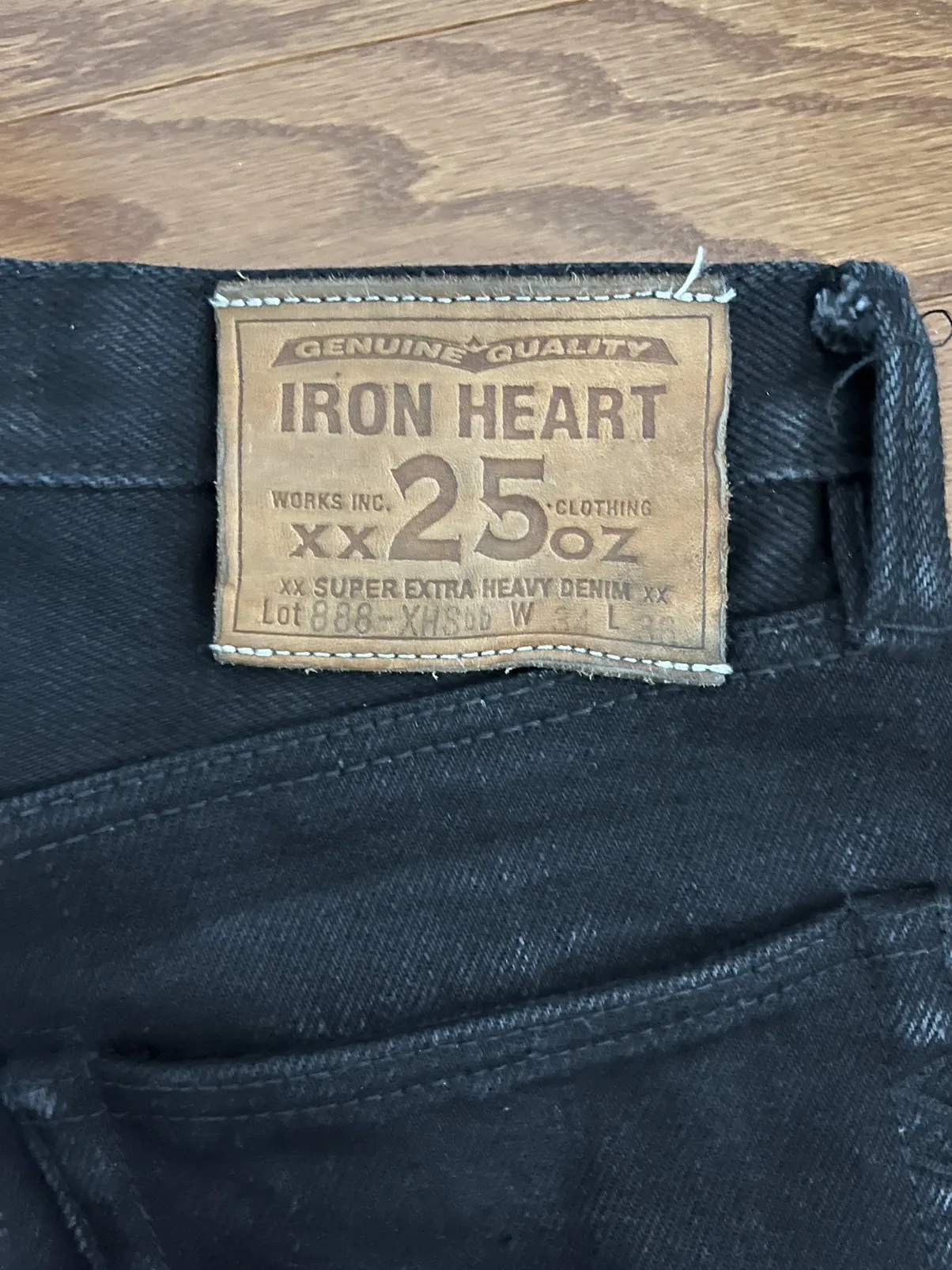 IRON HEART JAPANESE SELVEDGE BLACK DENIM 25OZ 32x36
