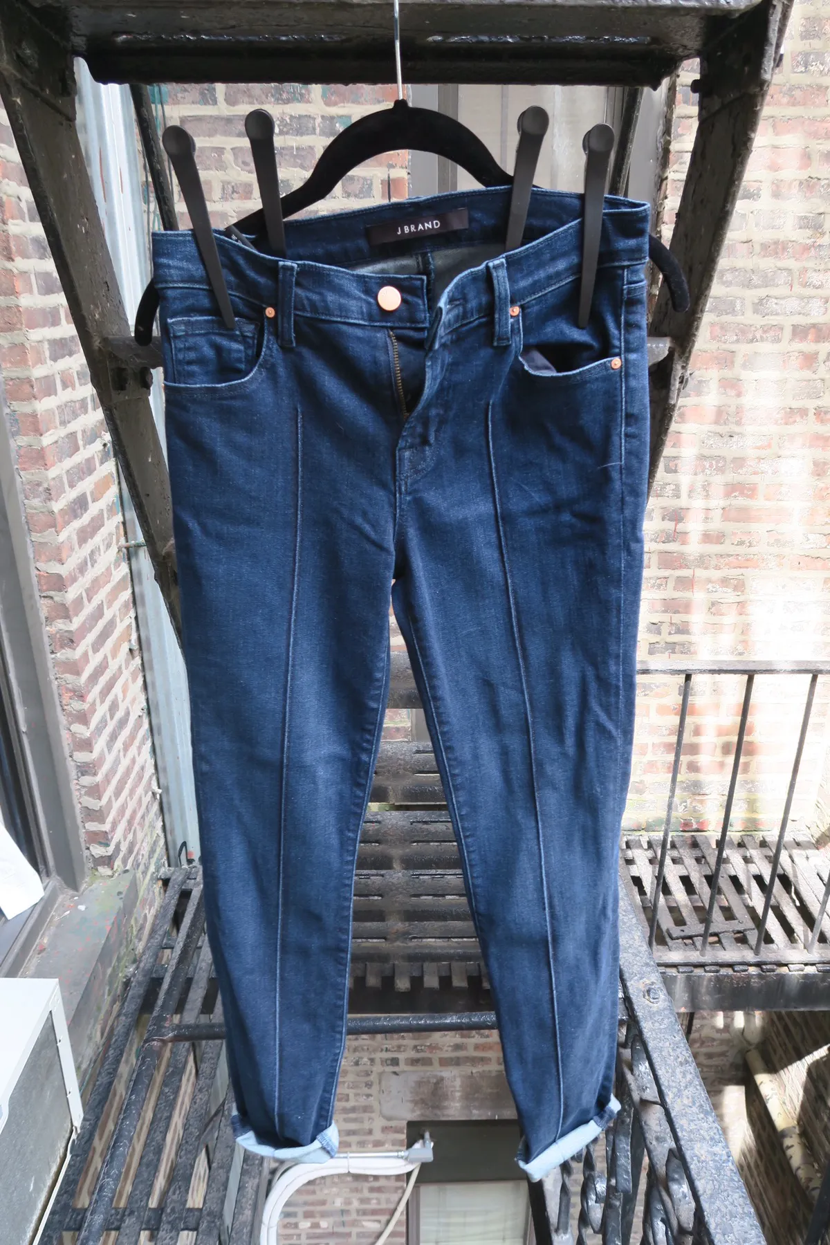 811 Mid-Rise Pin Tuck Skinny In Fix
