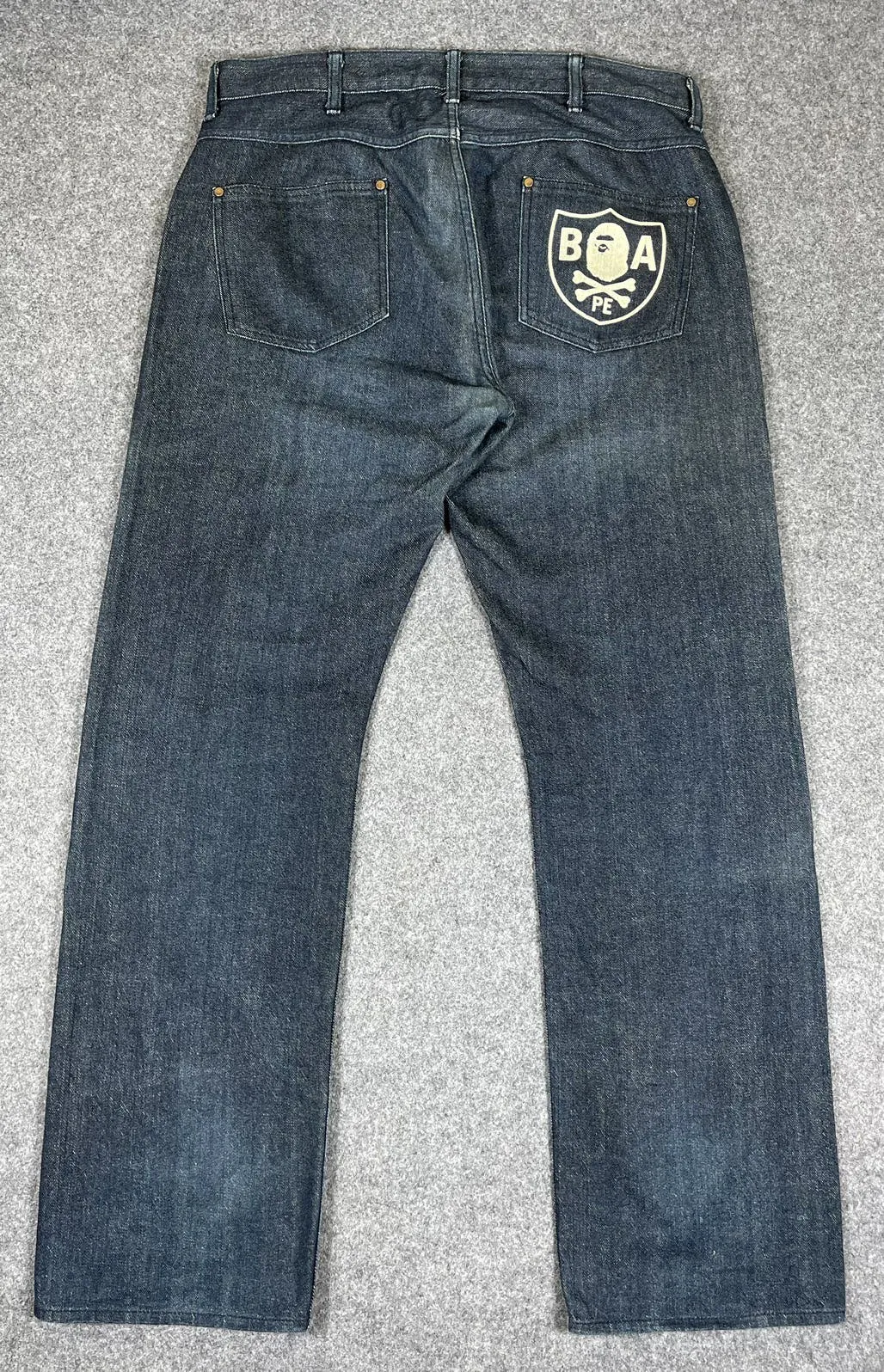 A BATHING APE PIRATE Baggy Jeans
