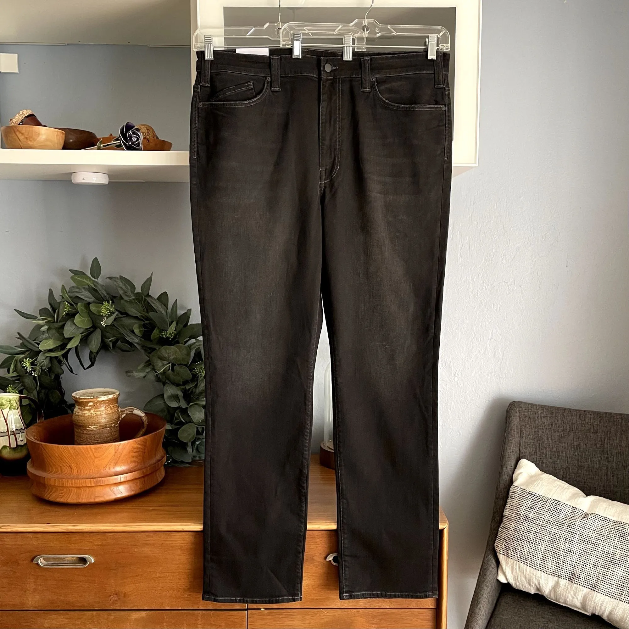 Joe’s Jeans Kinetic Slim leg Harrison Wash Black
