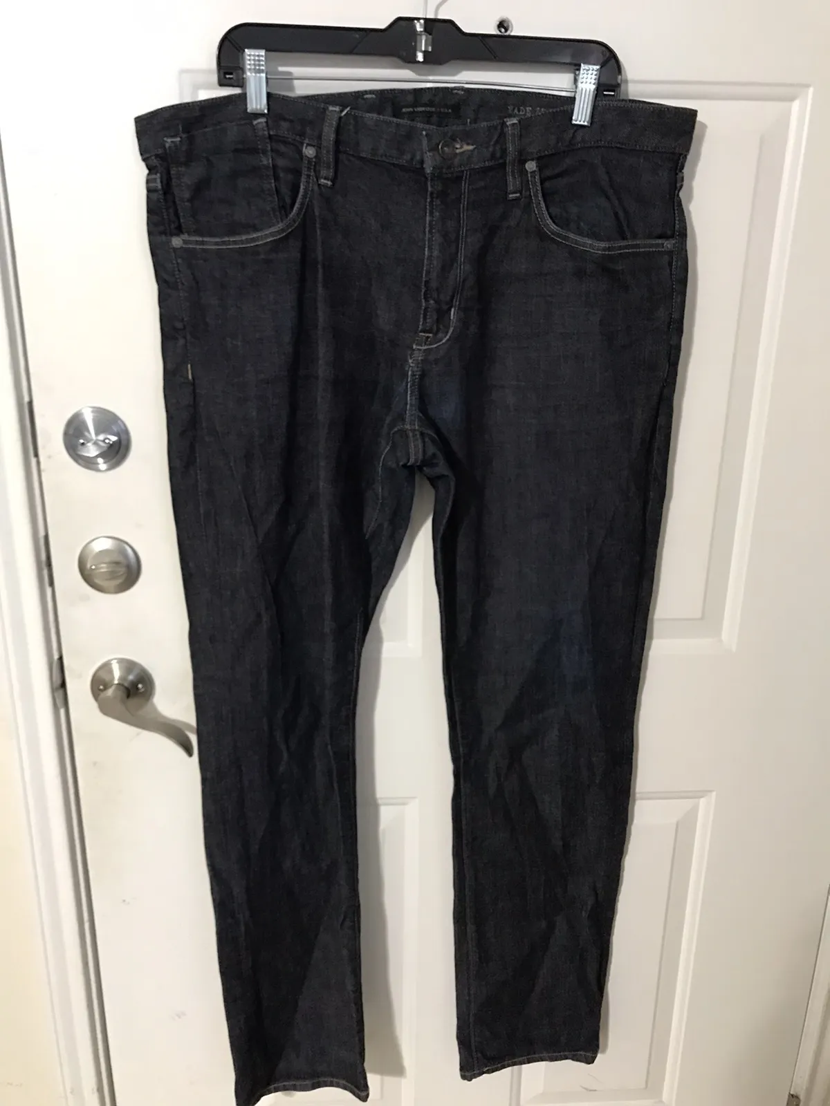 Bowery Slim straight leg Dark blue denim jeans