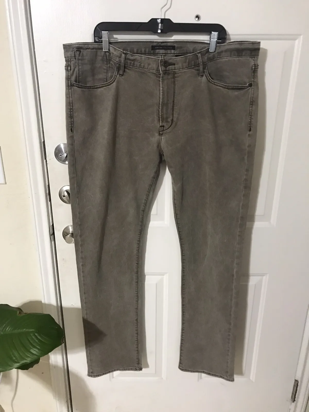 Bowery Slim Straight leg jeans