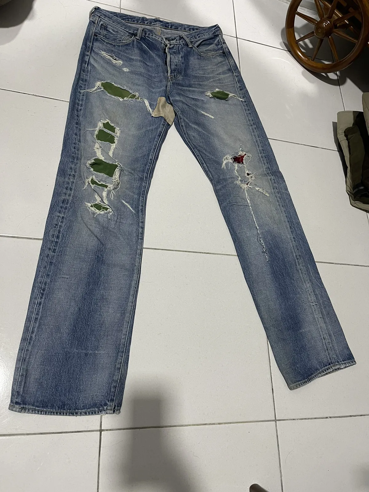 KURO DENIM JEANS