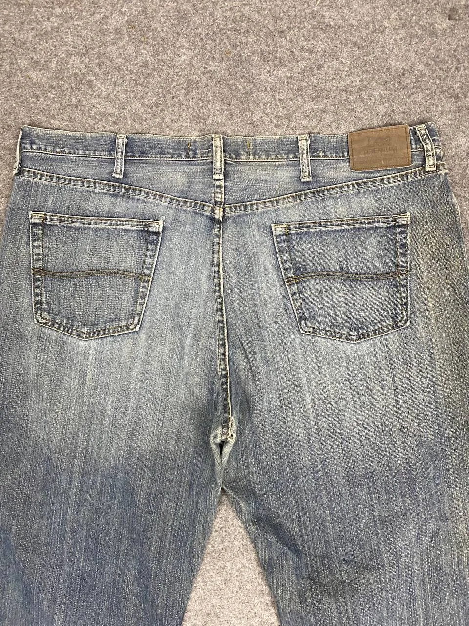vintage lee relaxed straight leg distressed denim