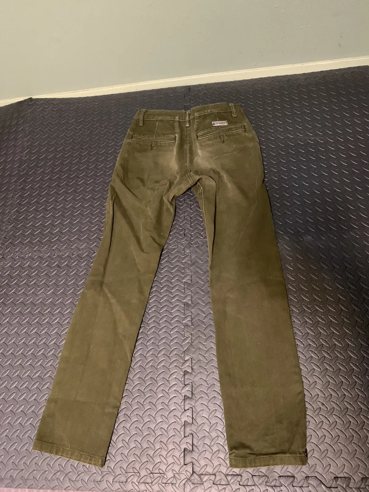 Olive miner chinos