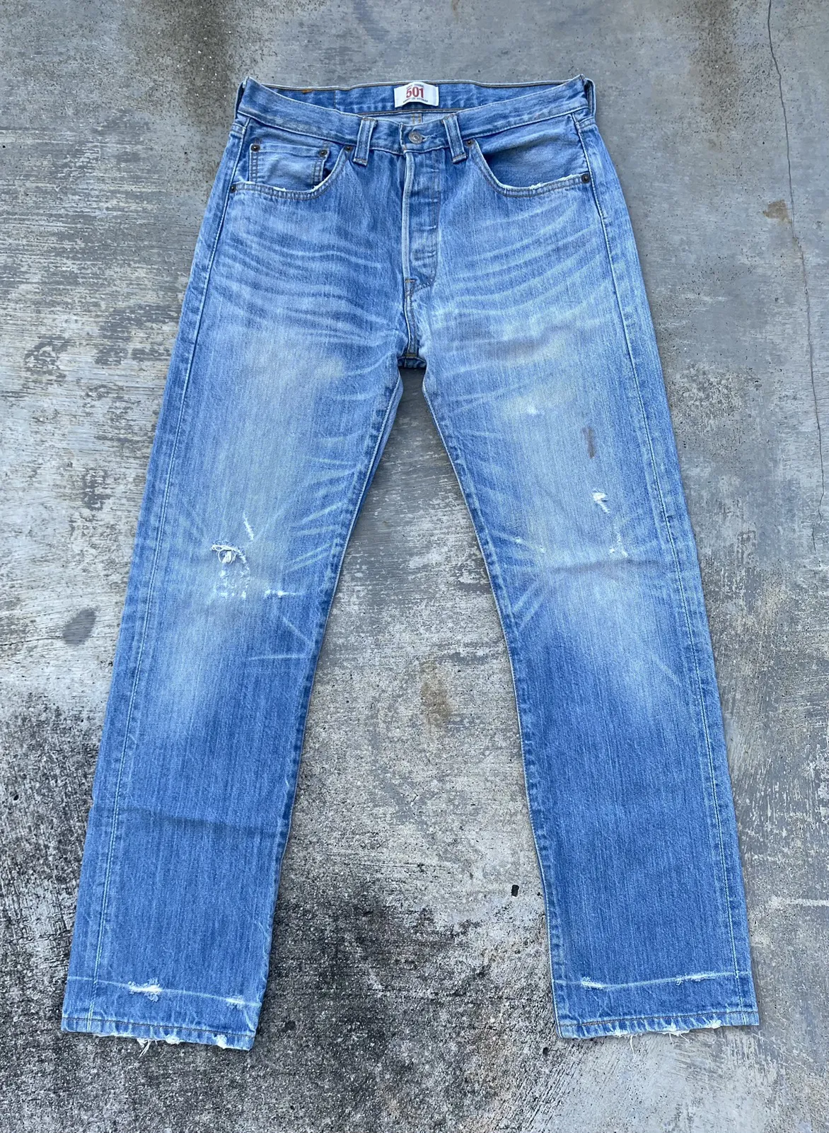 ‼️OFFER ME‼️LEVIS 501 STRAIGHT LEG BUTTON-FLY DENIM JEANS