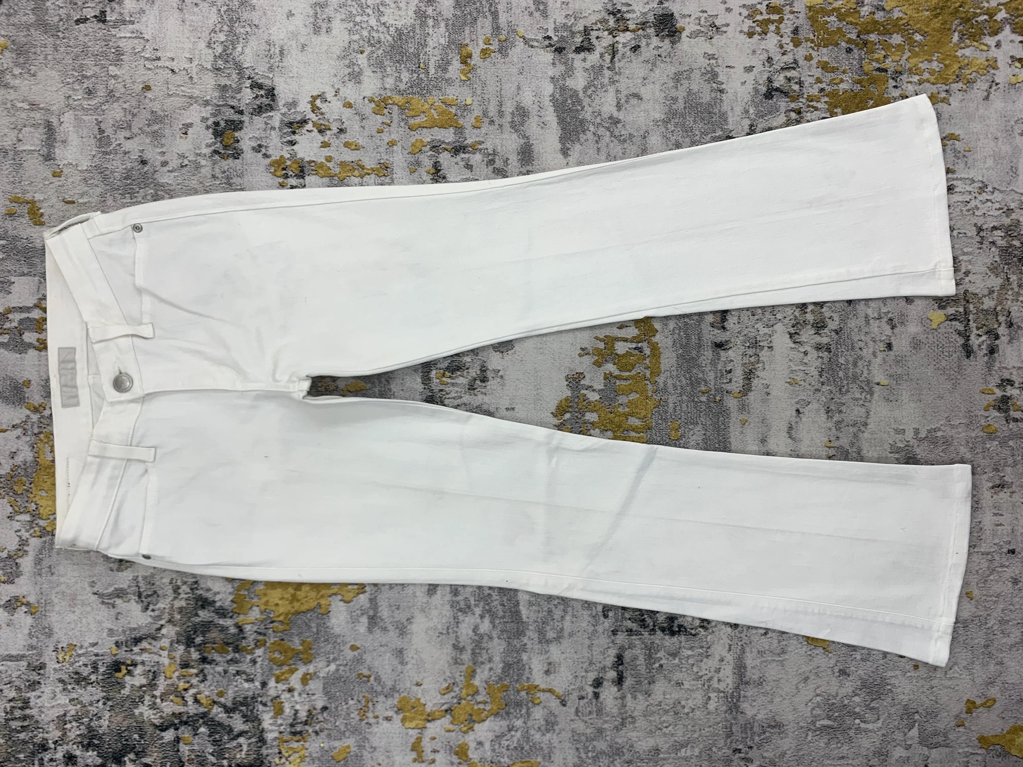 Flared White Jeans Levi's Lady Style