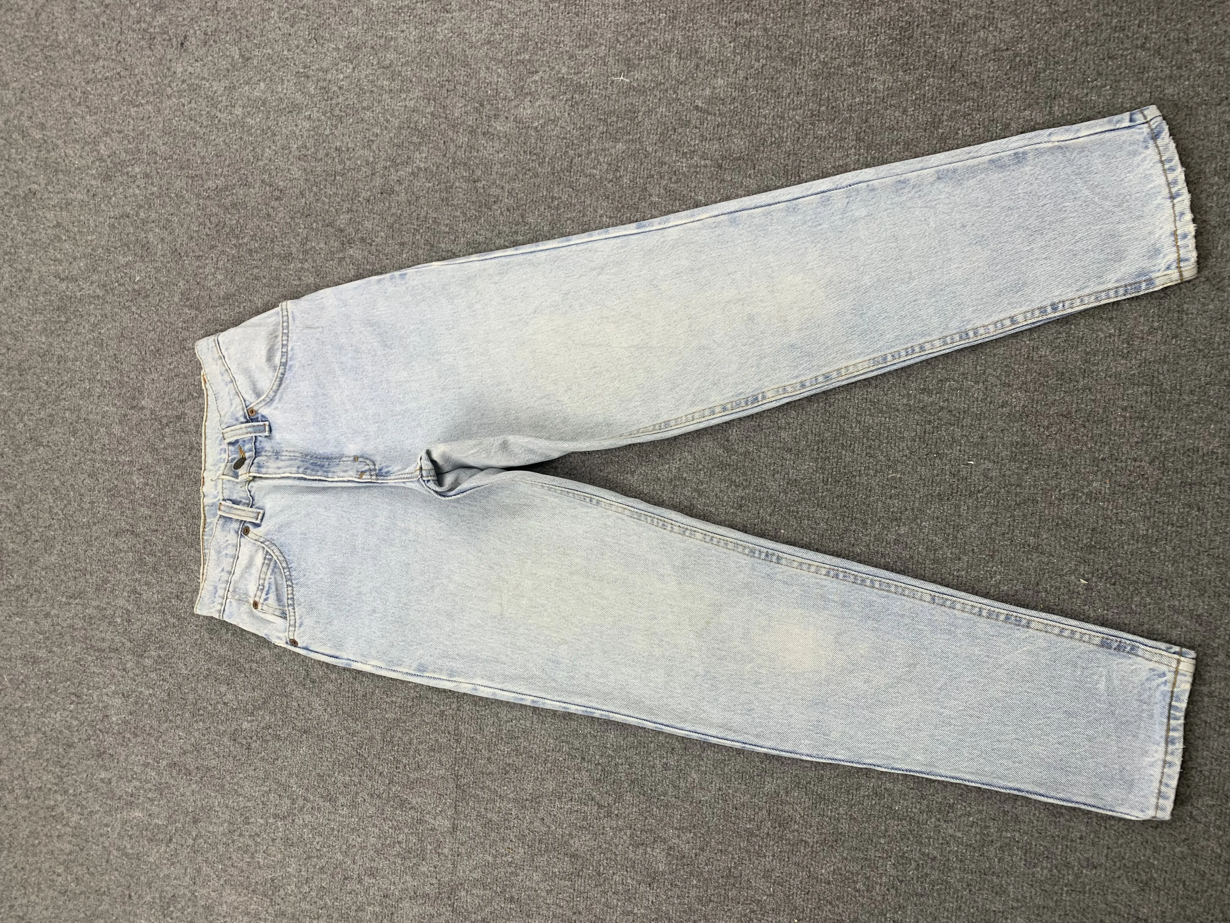 Vintage 90s Levis 950 Orange Tab Light Wash Jeans
