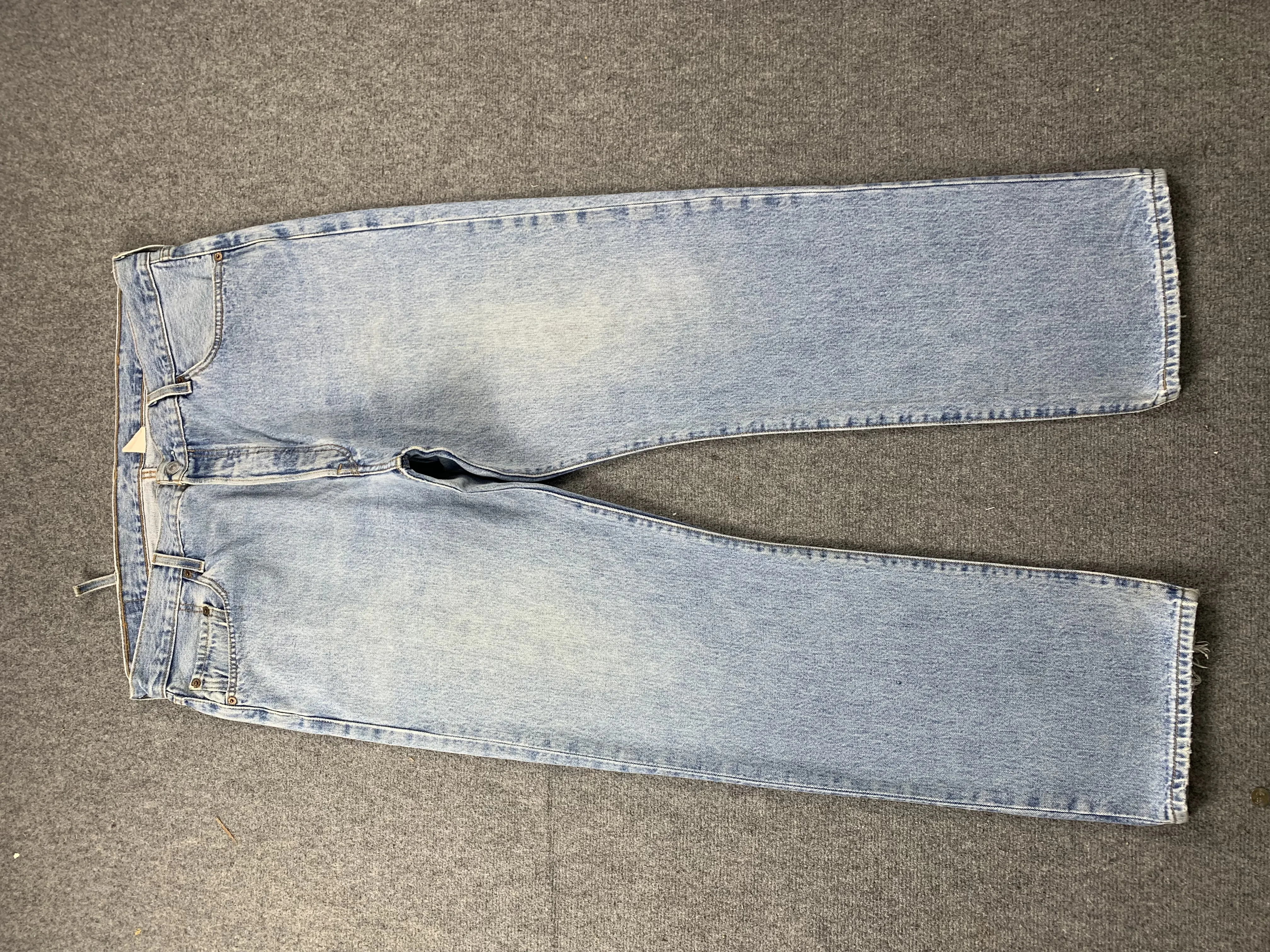 Vintage 90s Levis 501 Light Wash Jeans