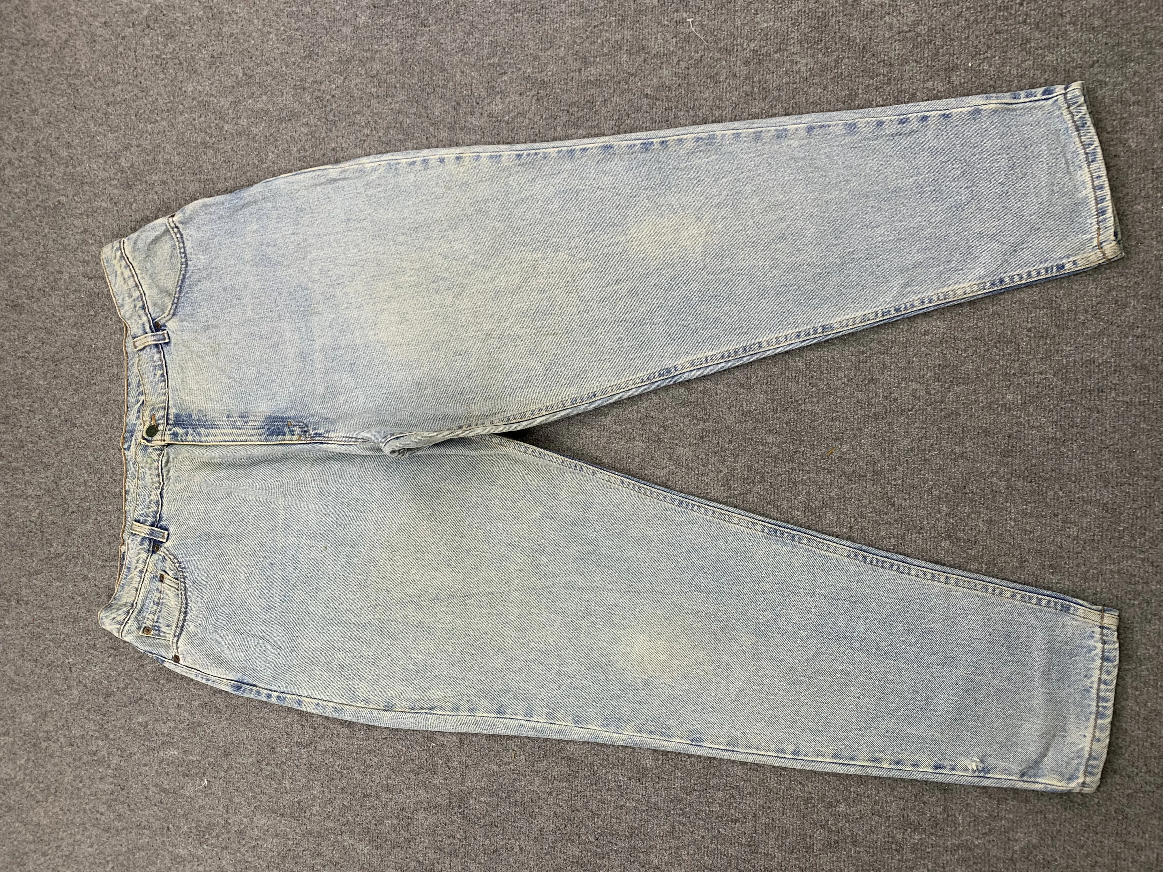 Vintage 90s Levis 550 Light Wash Jeans