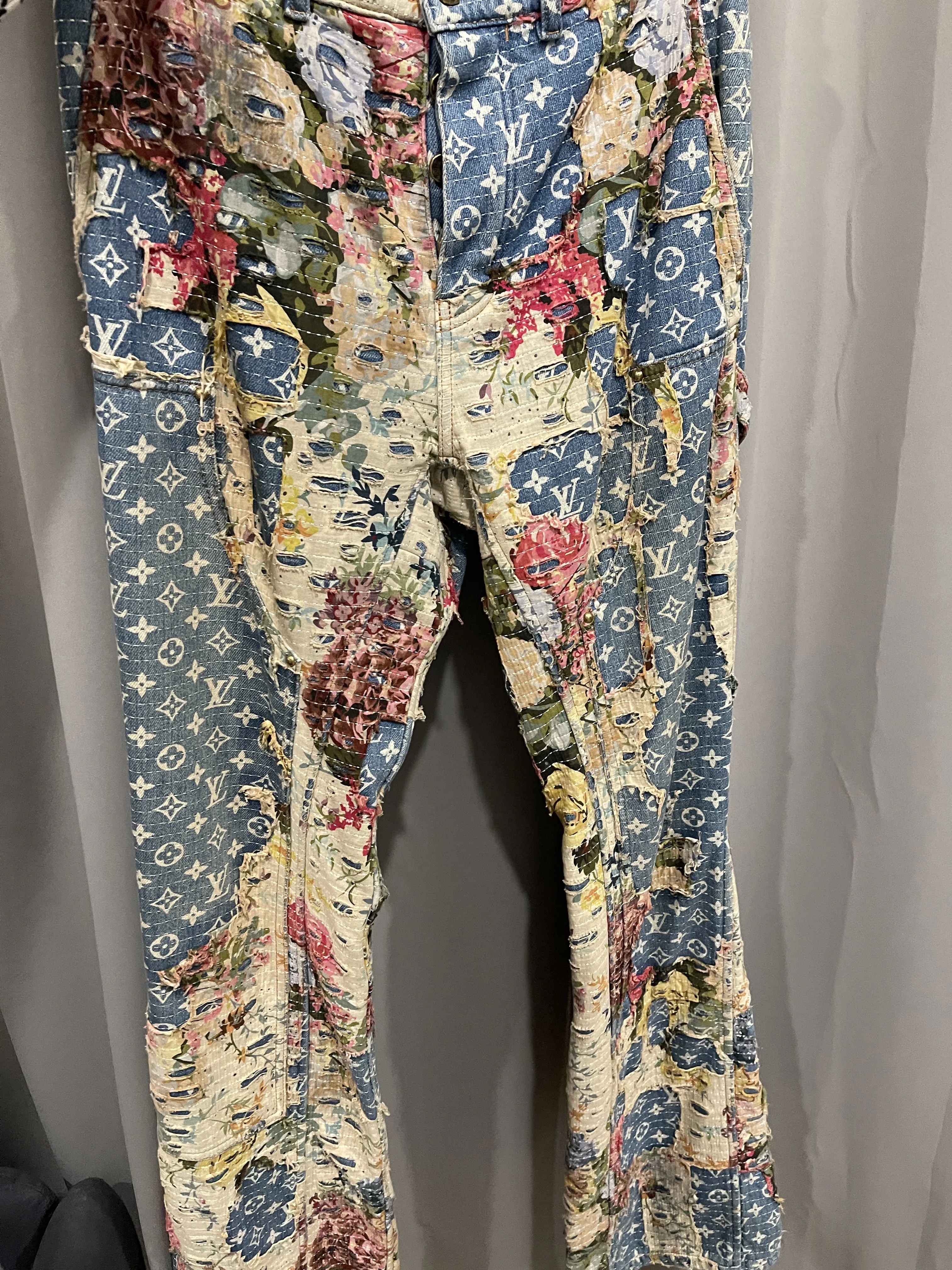 LOUIS VUITTON DESTROYED CARPENTER BELL BOTTOM DENIM virgil