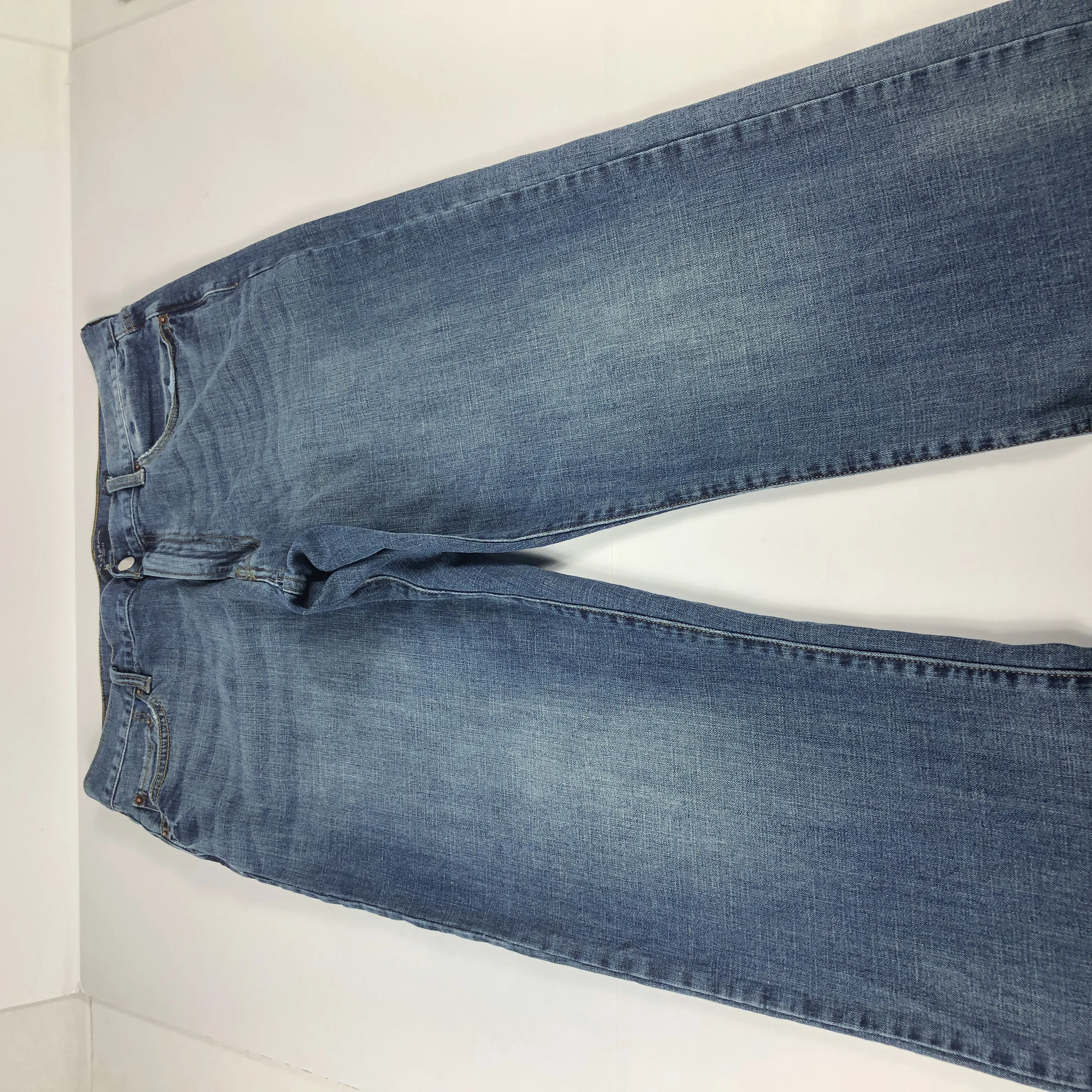 Lucky Brand 181 Relaxed Straight Blue Fade Stretch Denim
