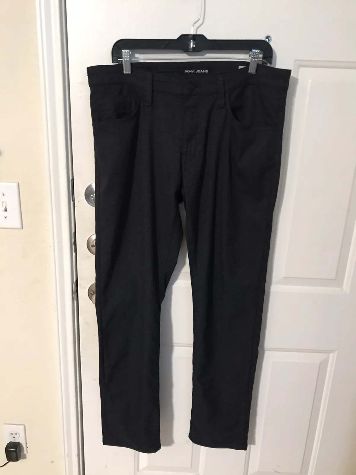 Marcus Slim Straight leg jeans
