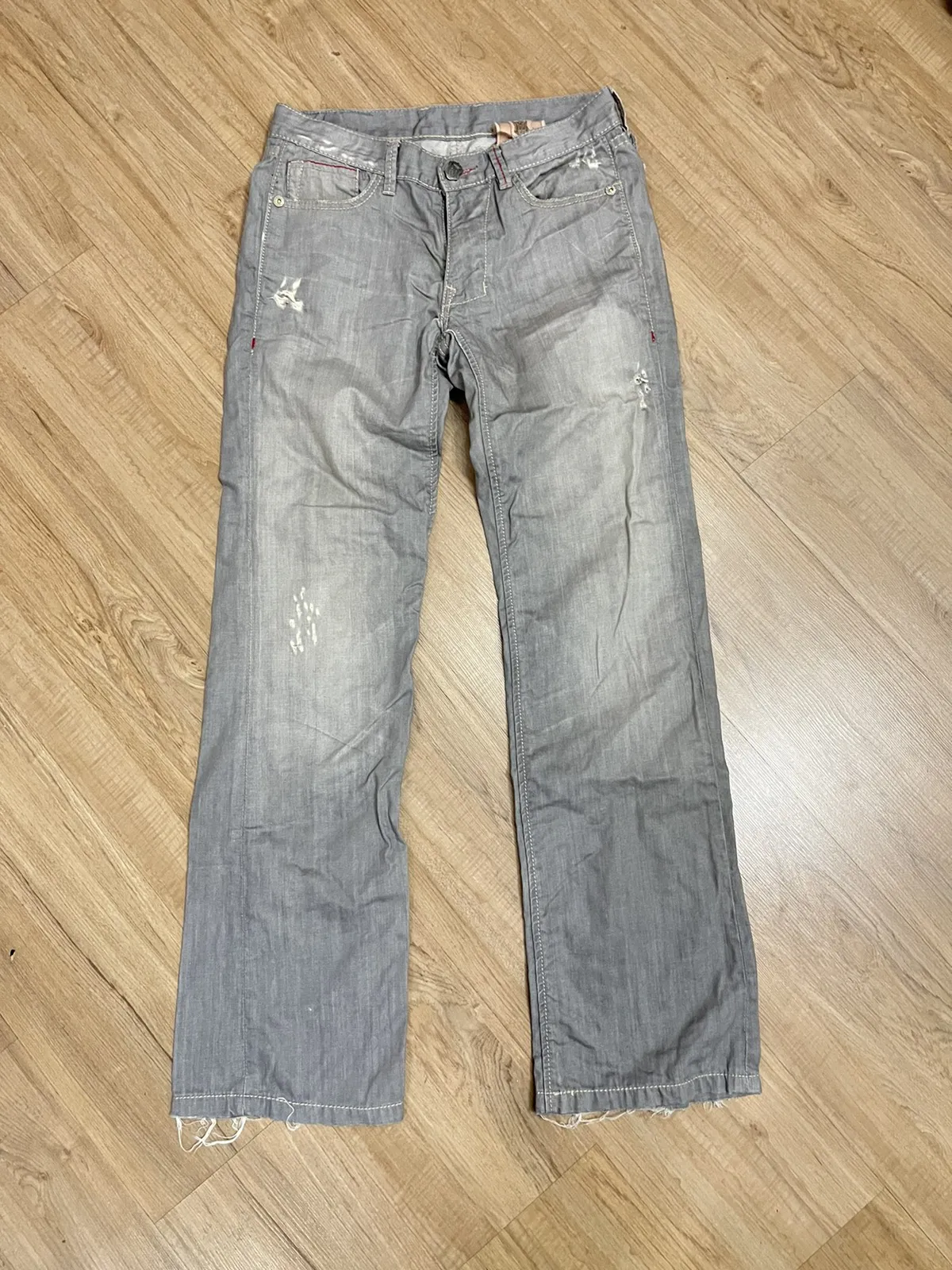 Vintage Monarchy Distress denim