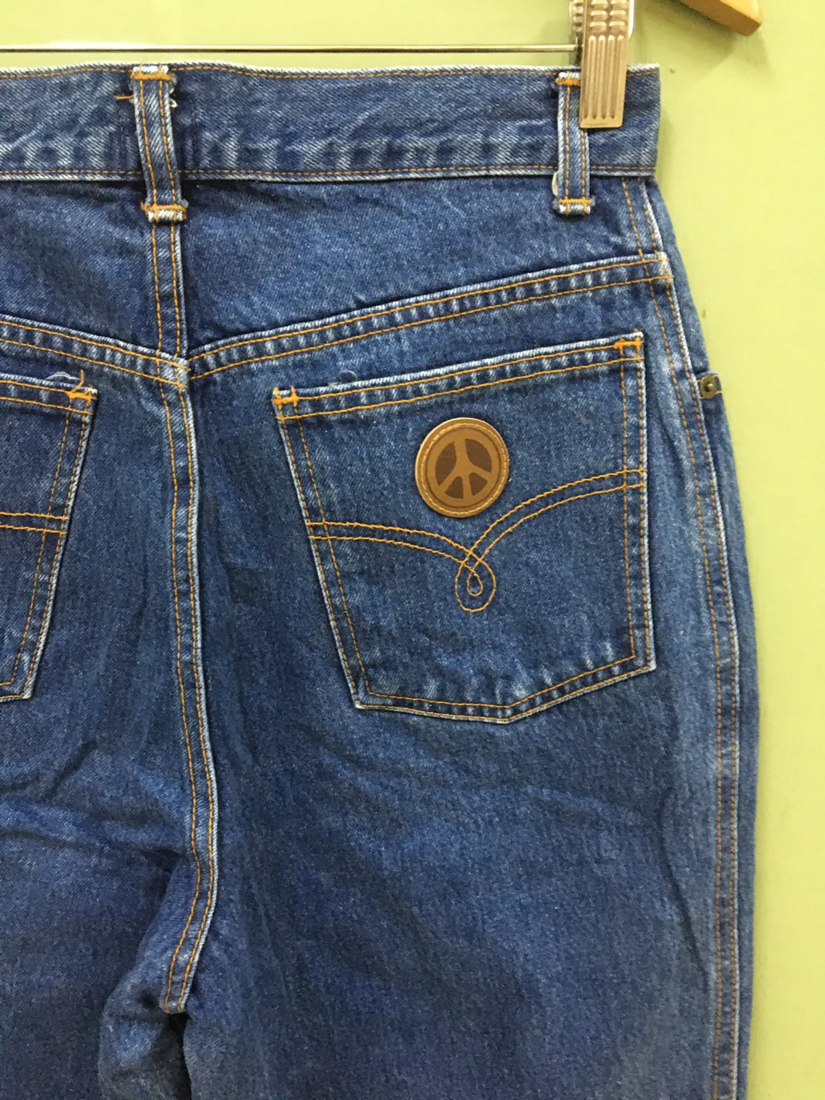 MOSCHINO JDM - BAGGY FIT LOVE PEACE LOGO VINTAGE JEANS