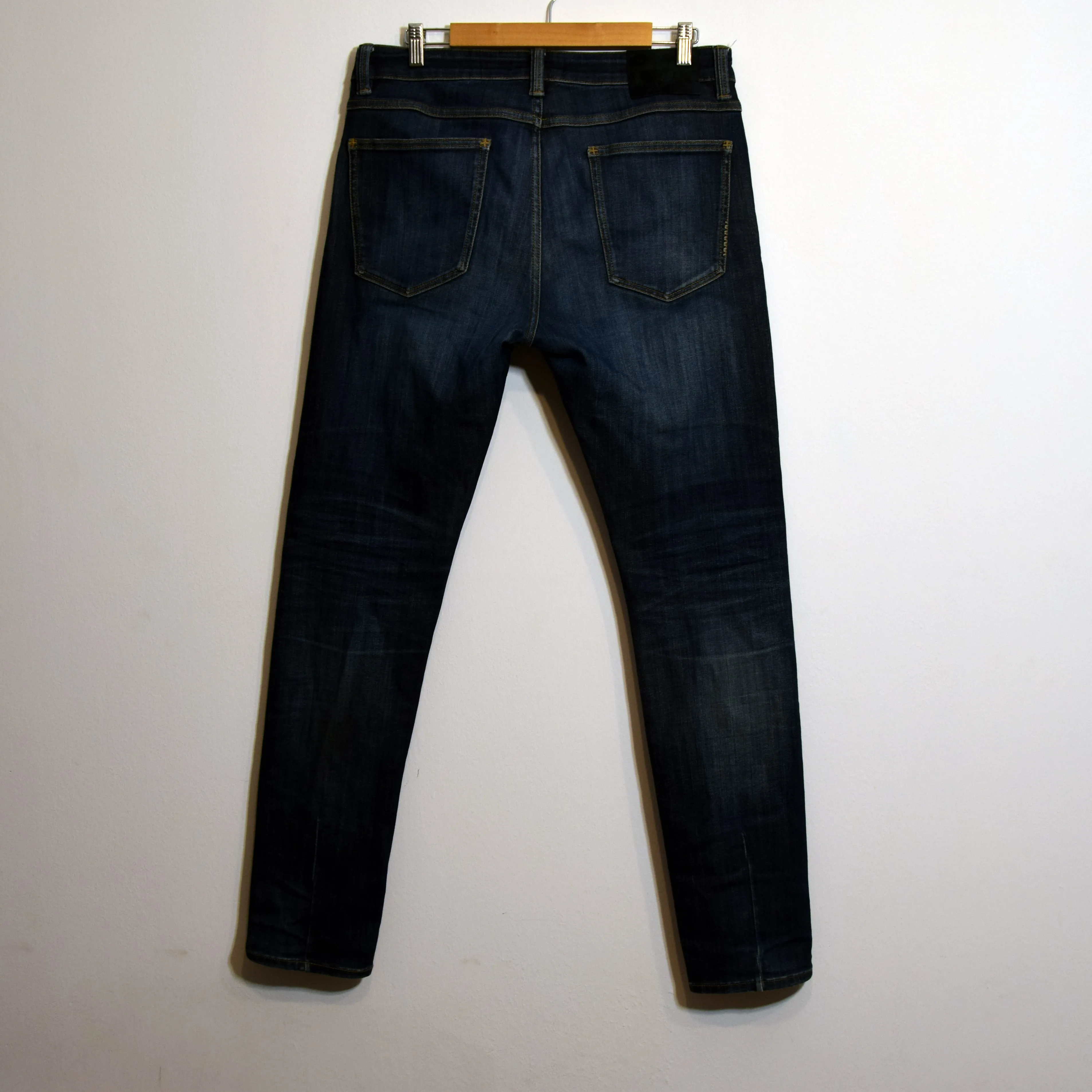 Iggy Skinny Neuw 34 x 32 Elasthane Jeans Levis distressed