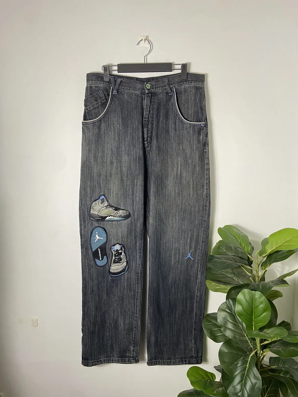 🔥LAST DROP🔥 AIR JORDAN JEANS WITH AJ SHOES 3 PATCH