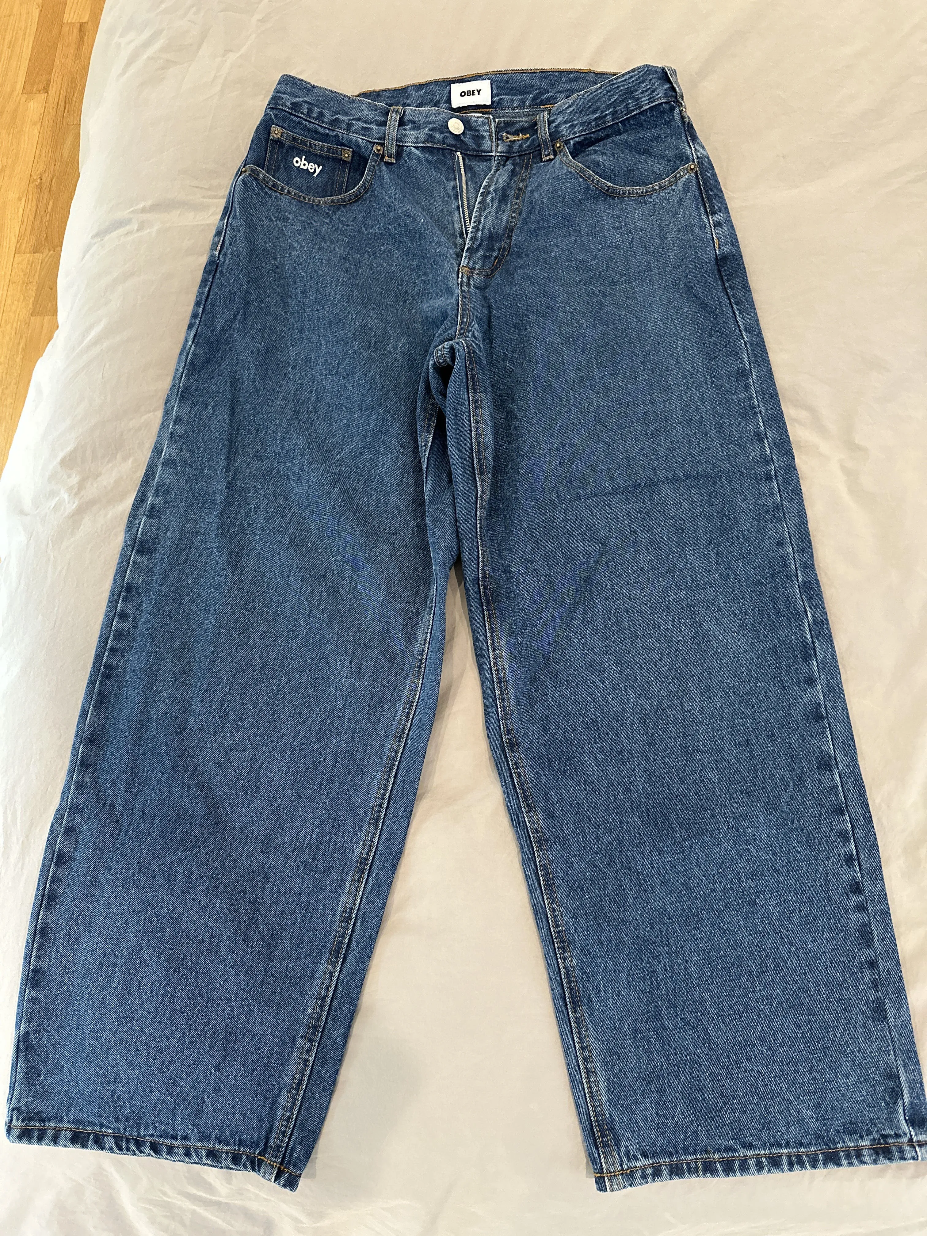 Baggy jeans