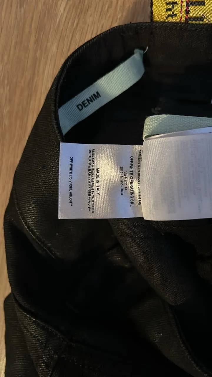 Off-White Jeans