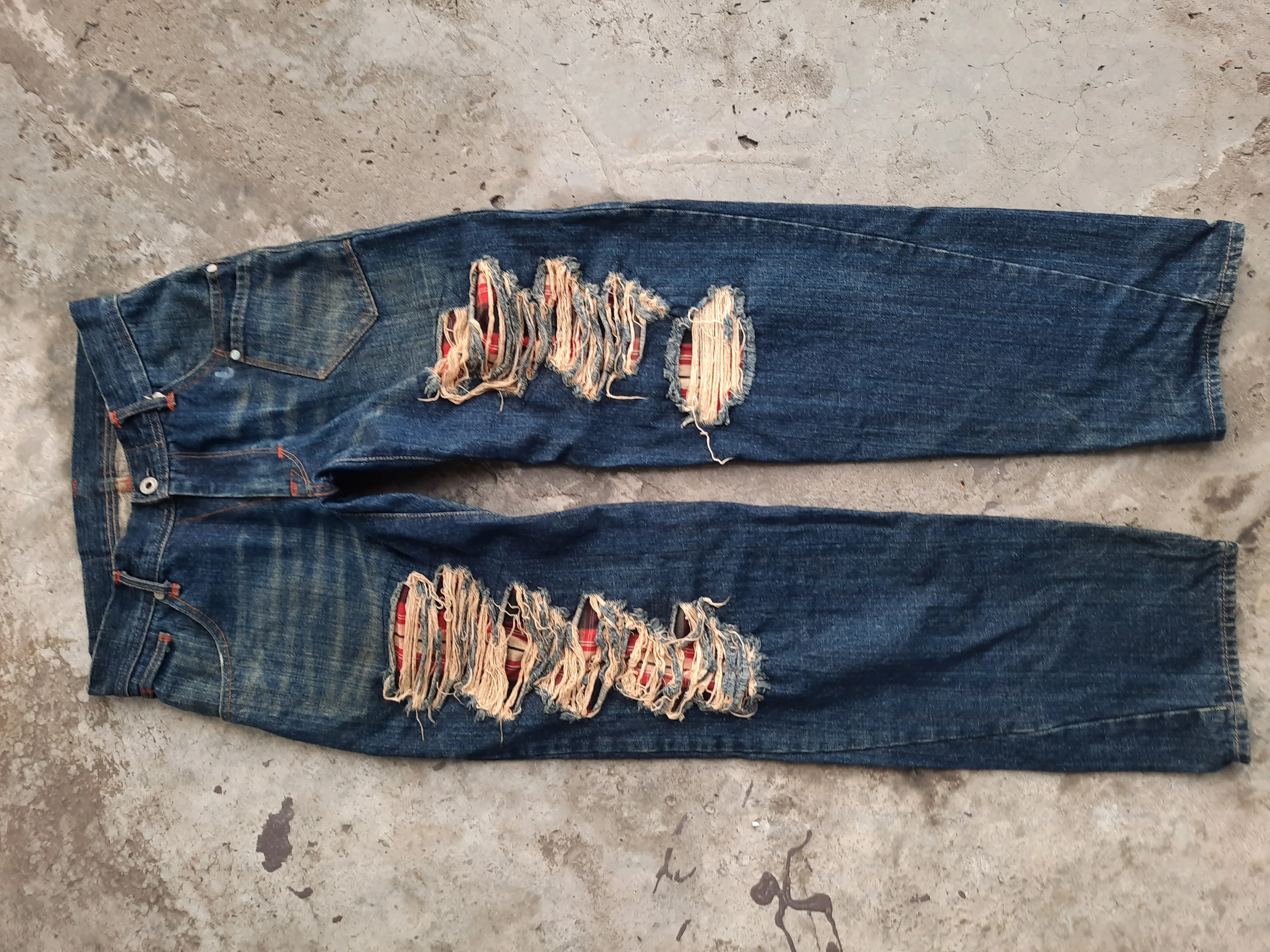 Vintage Oni Distressed Denim